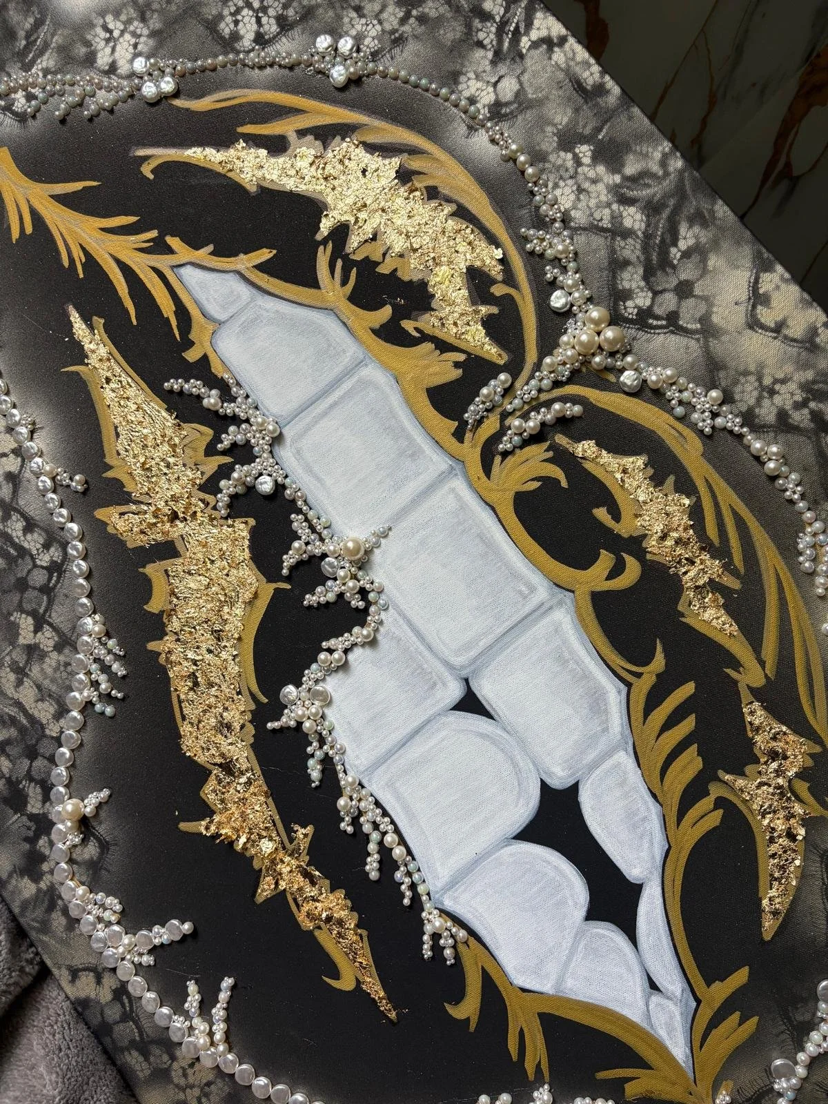 Golden Luxury Lips