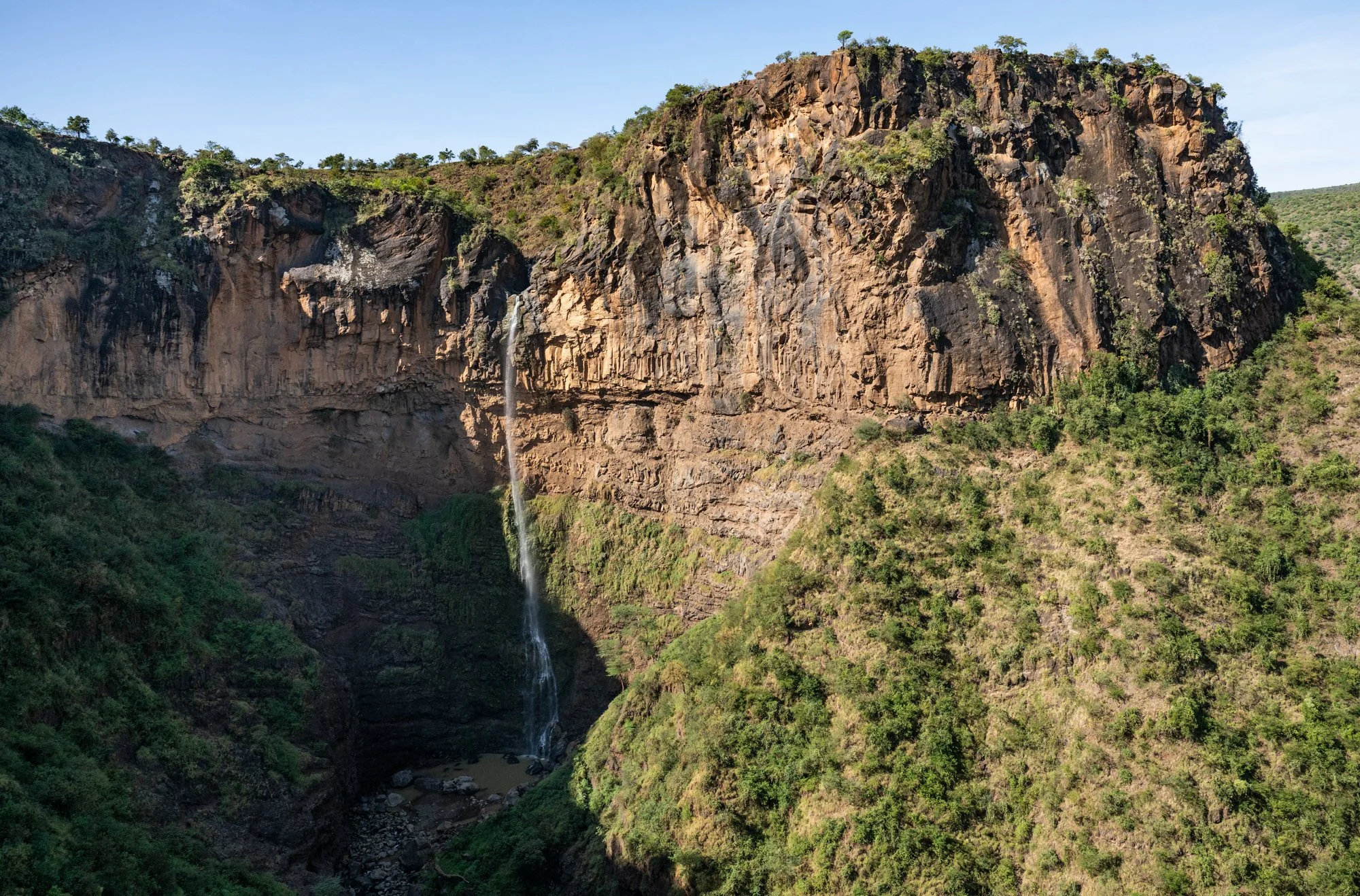 suguta-valley-waterfall-helicopter-safari-kenya.jpg