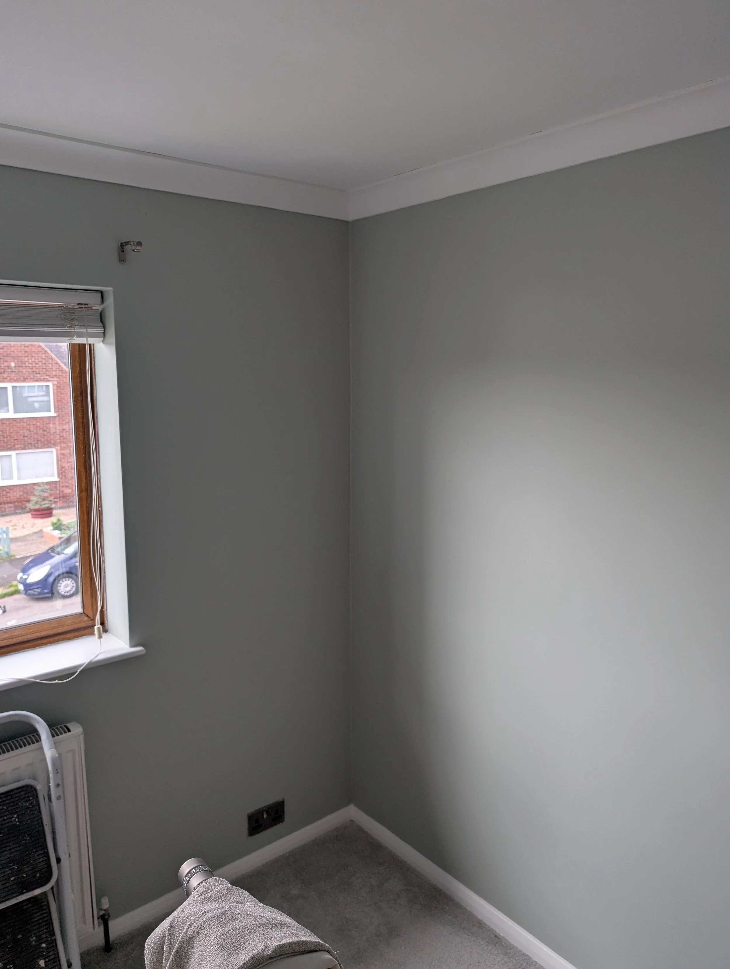 dulux-tranquil-dawn-bedroom-interior-painting-chesterfield