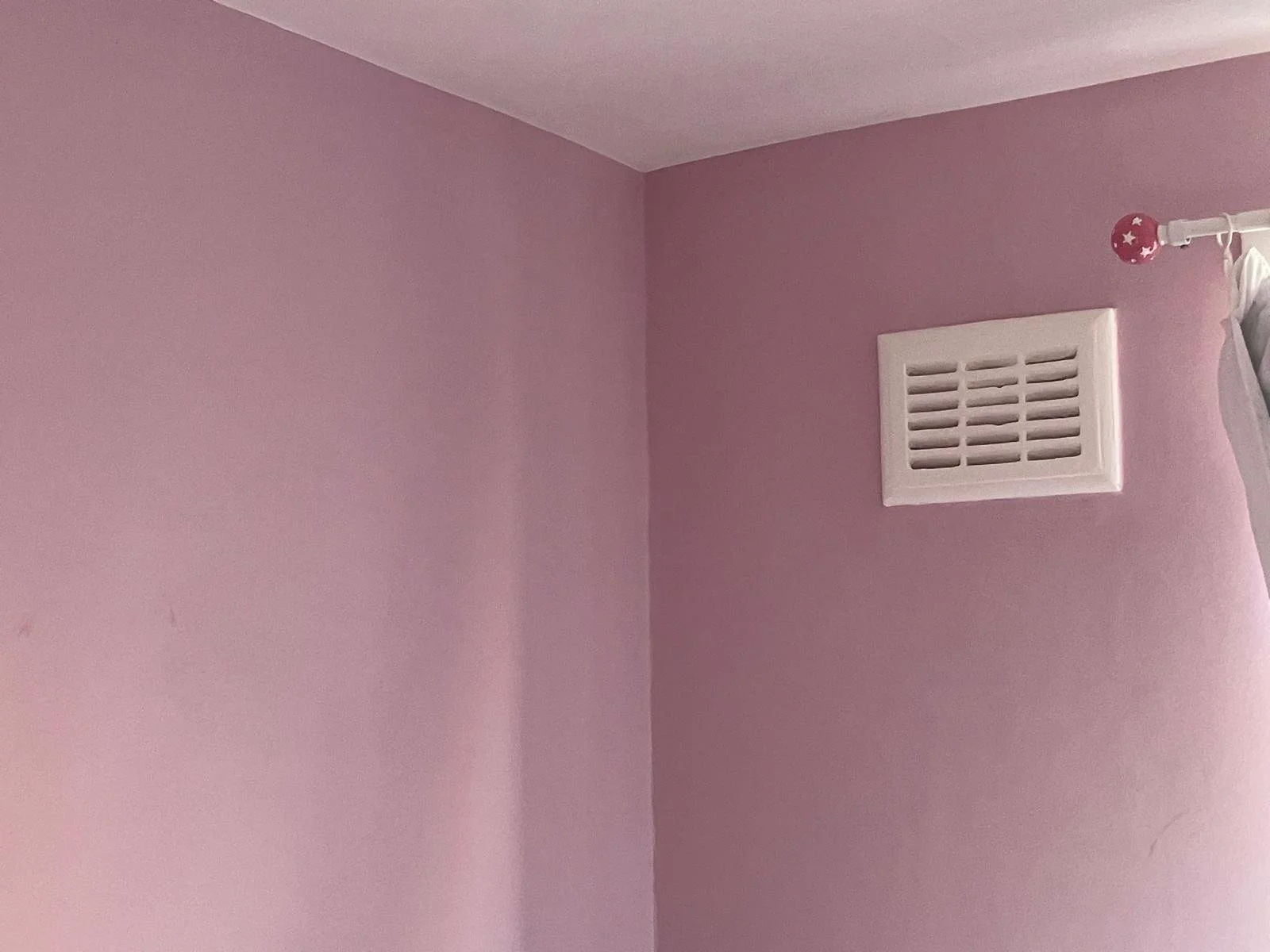 albany-ballet-pink-bedroom-interior-painting-chesterfield