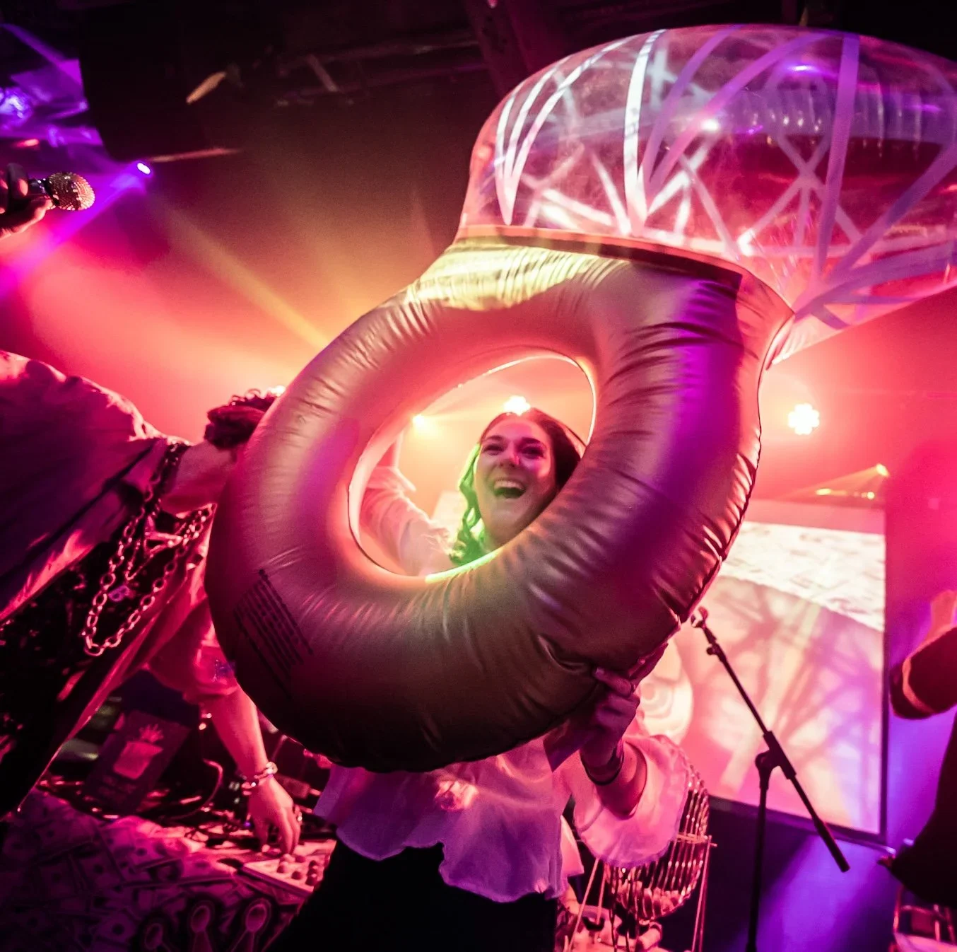 Say “I Do” to Blingo! Hip Hop Bingo: The Ultimate Wedding Entertainment Experience