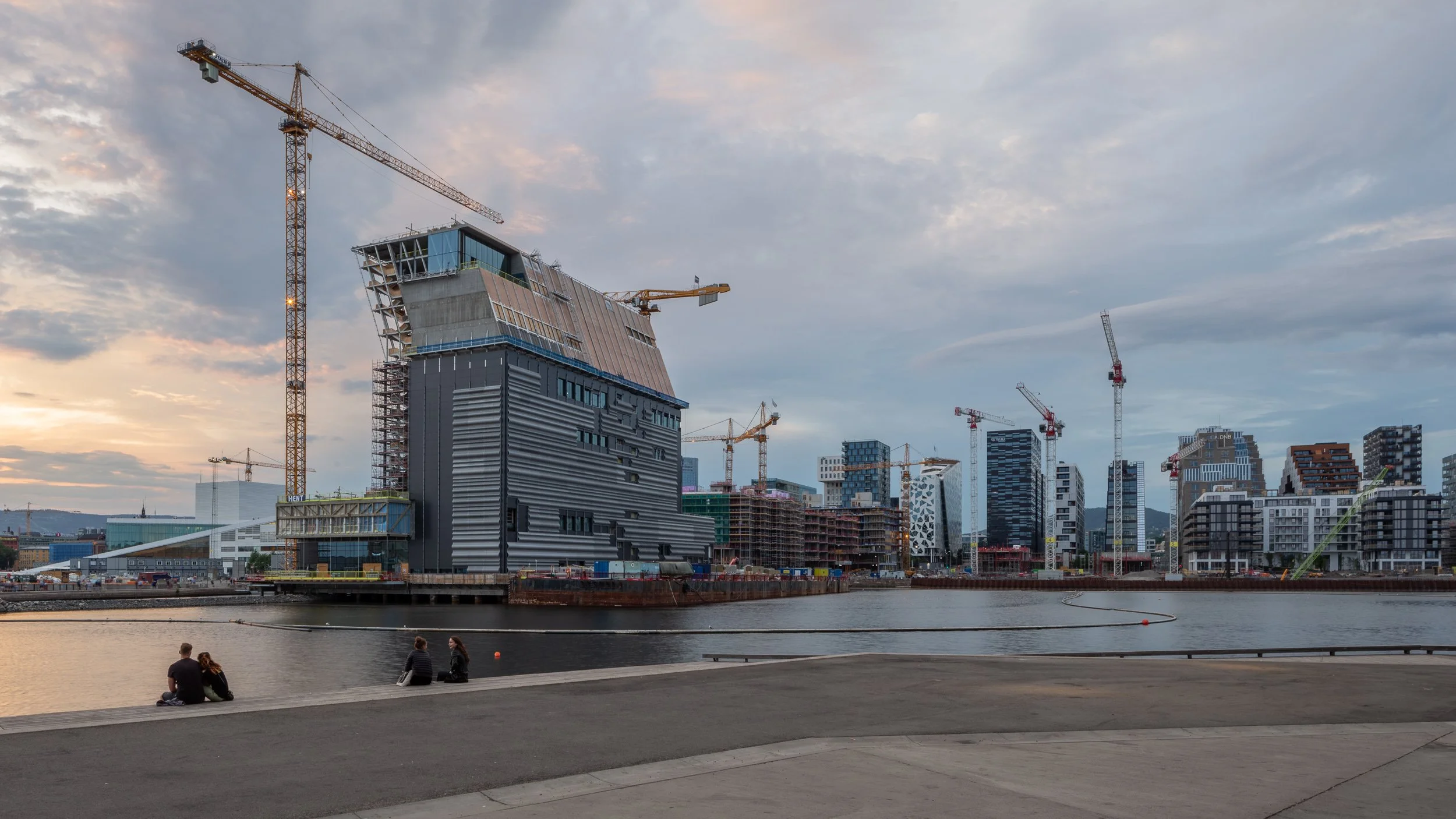 Oslo_waterfront_64.jpg