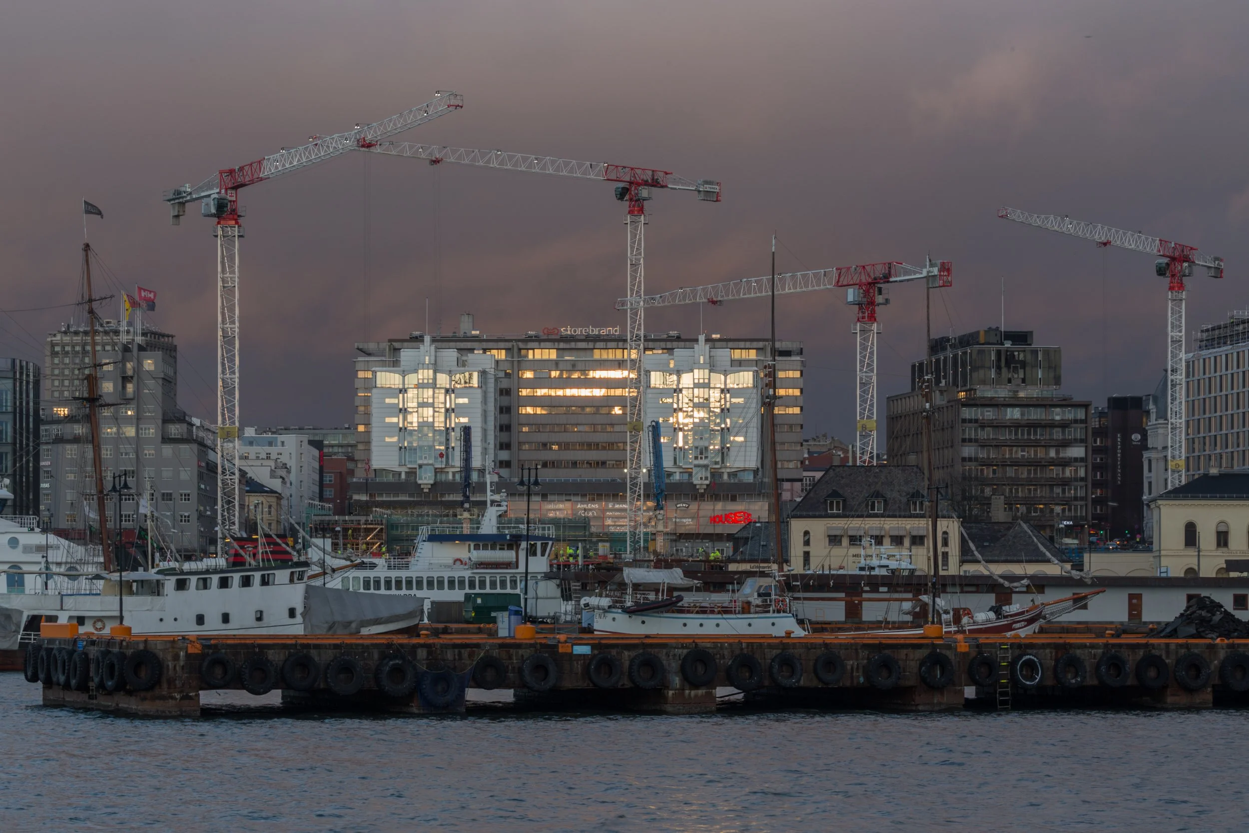 Oslo_waterfront_95.jpg