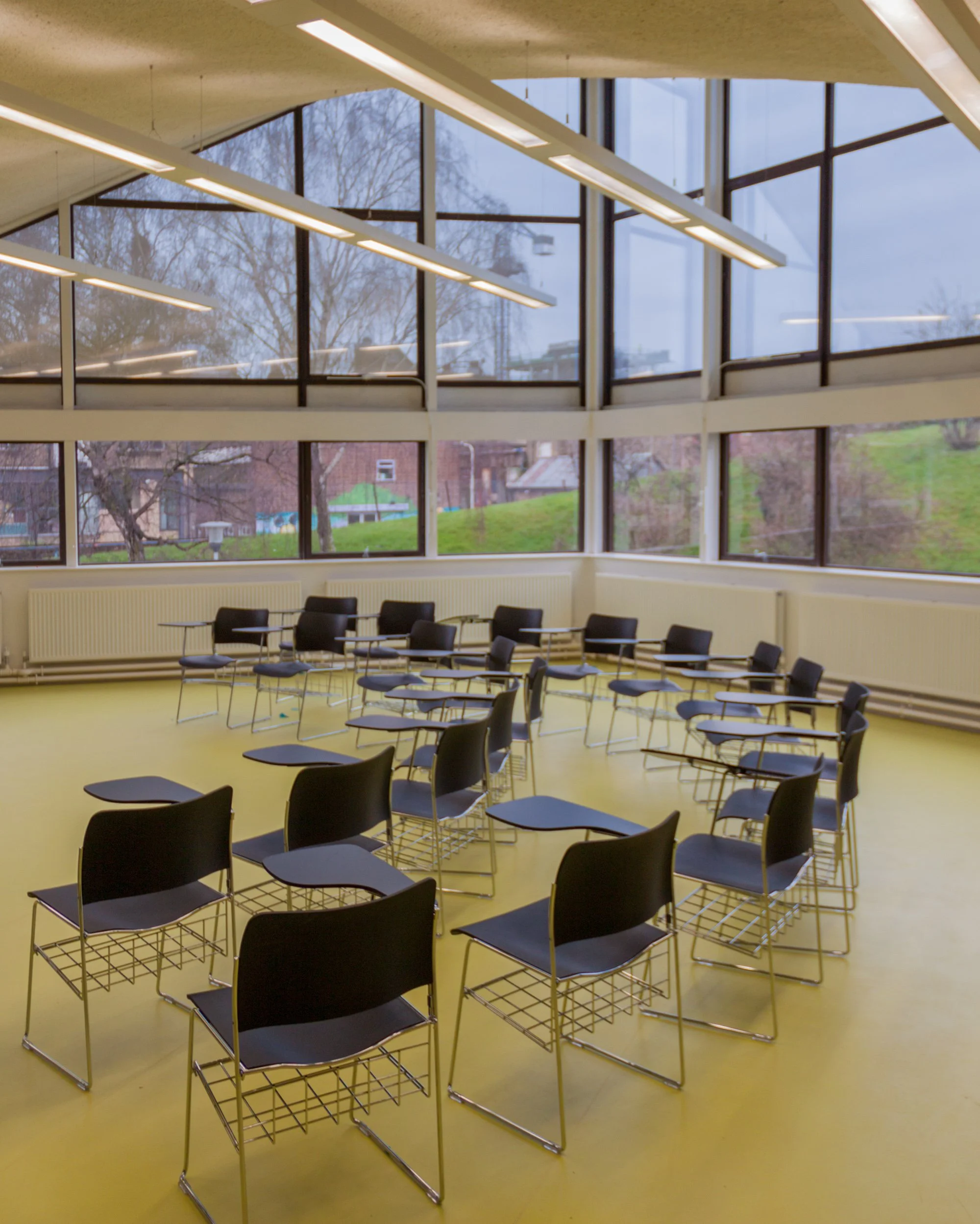 Globe Academy