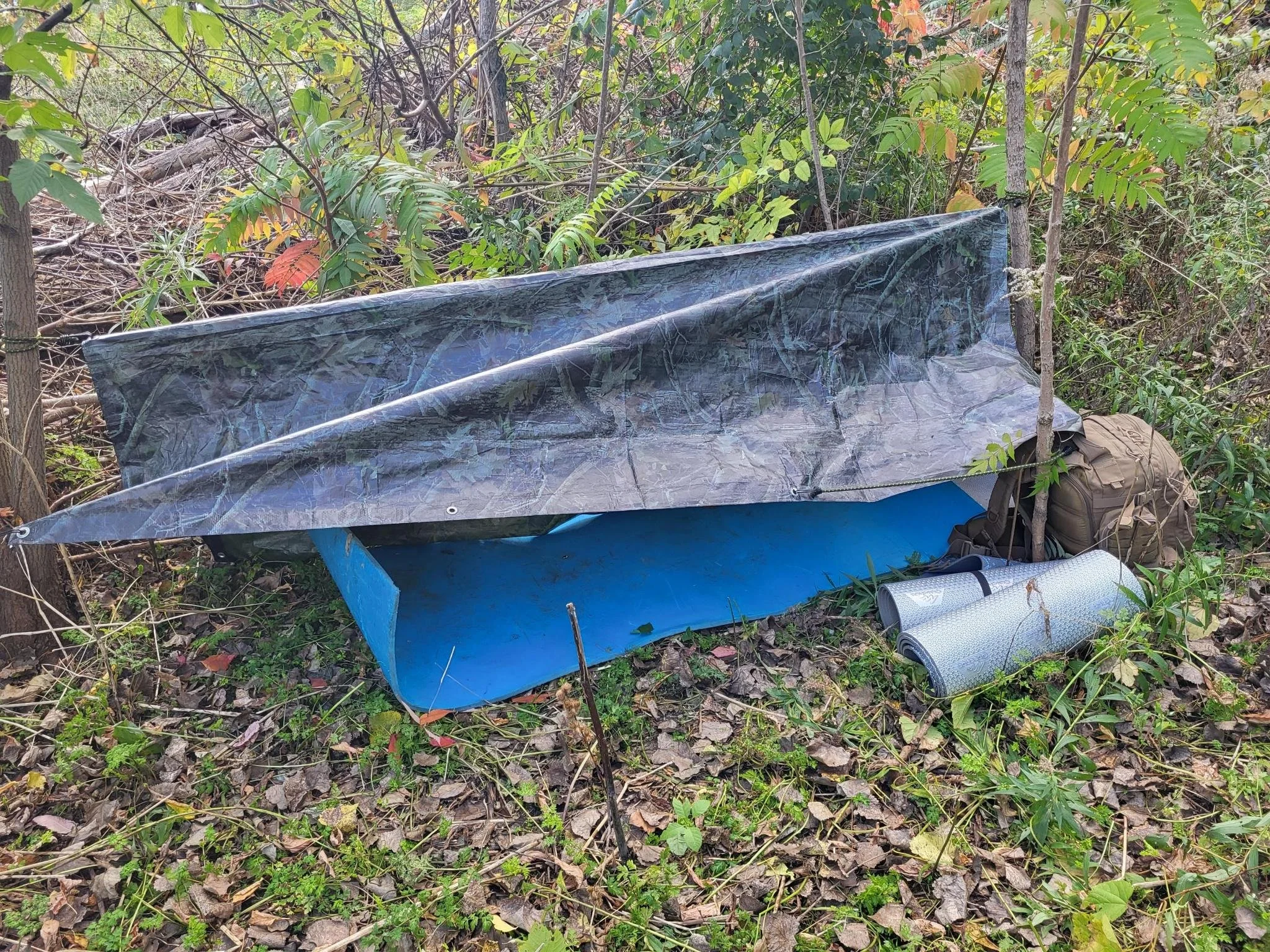 abri bâche survie urbaine montréal rue