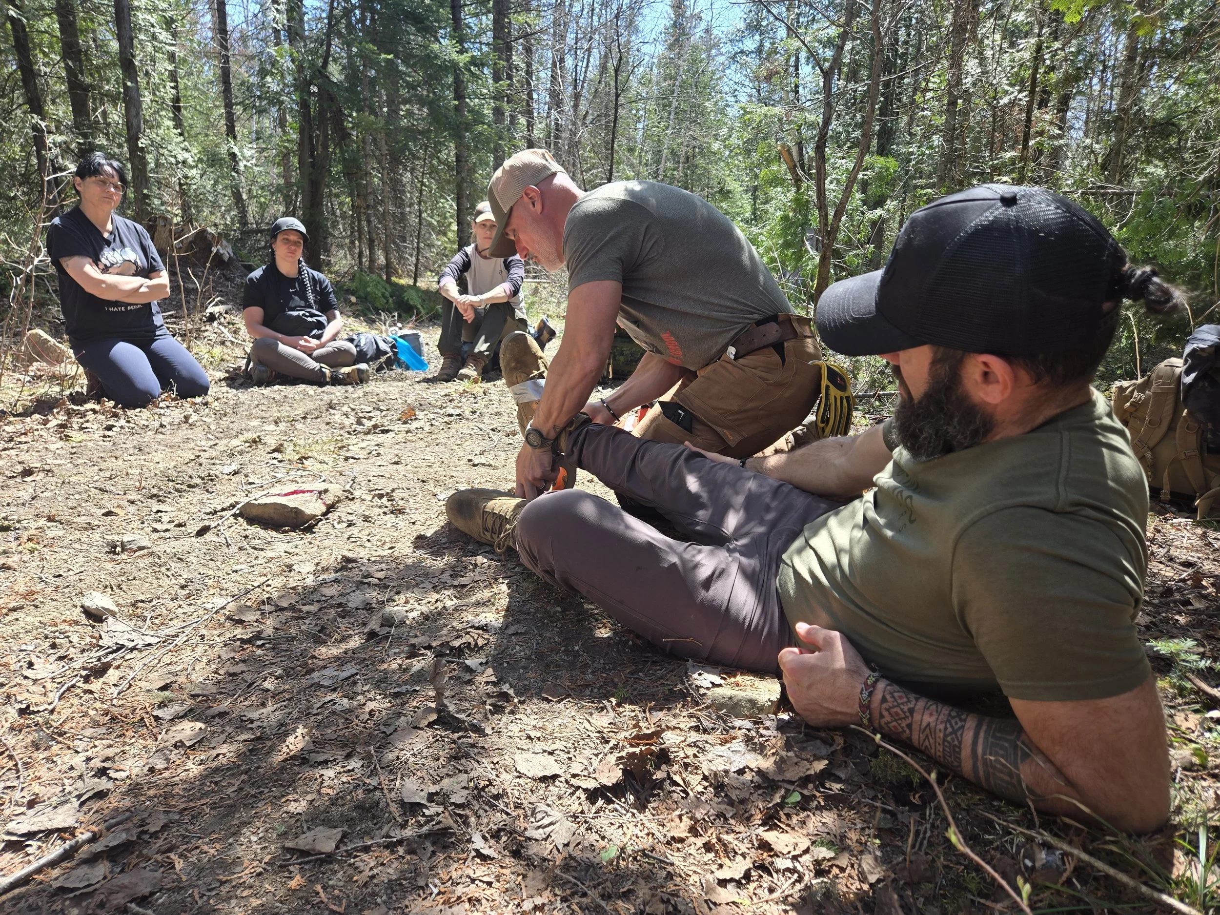 formation survie forêt groupe participants québec
