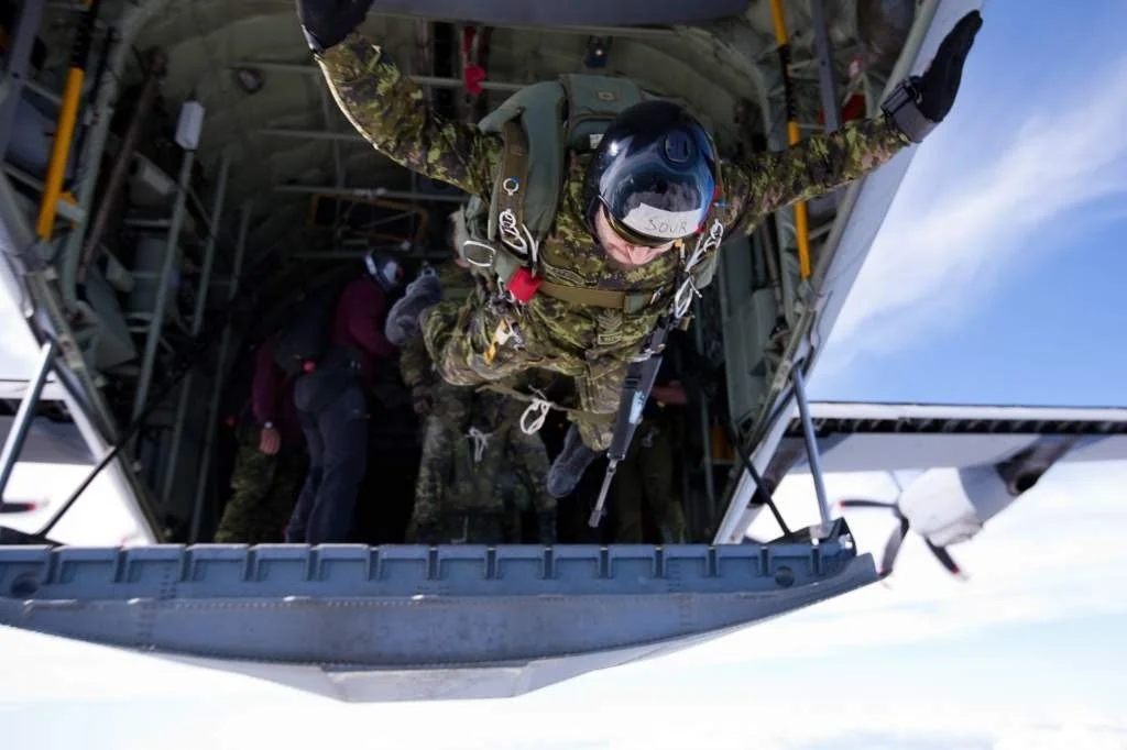 instructeur vétéran formation survie forêt québec black wolf survival