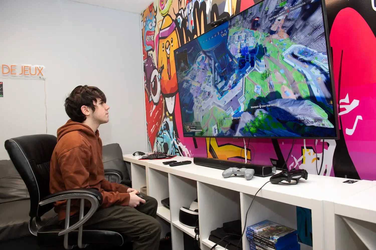 enfant famille cours survie forêt québec black wolf survival"
