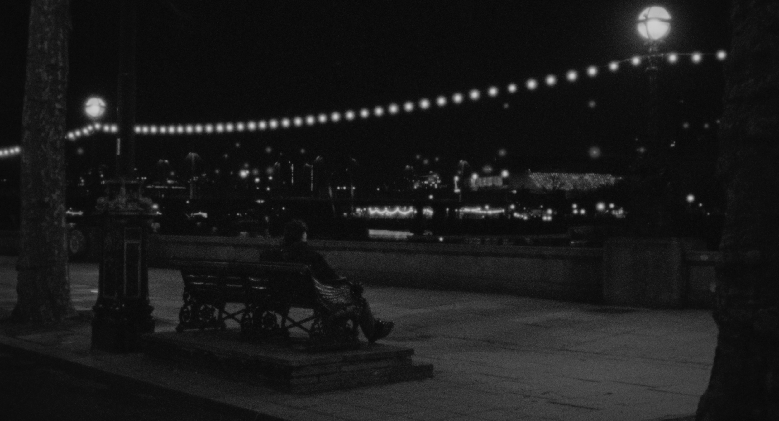 1. Lovers on a bench.png