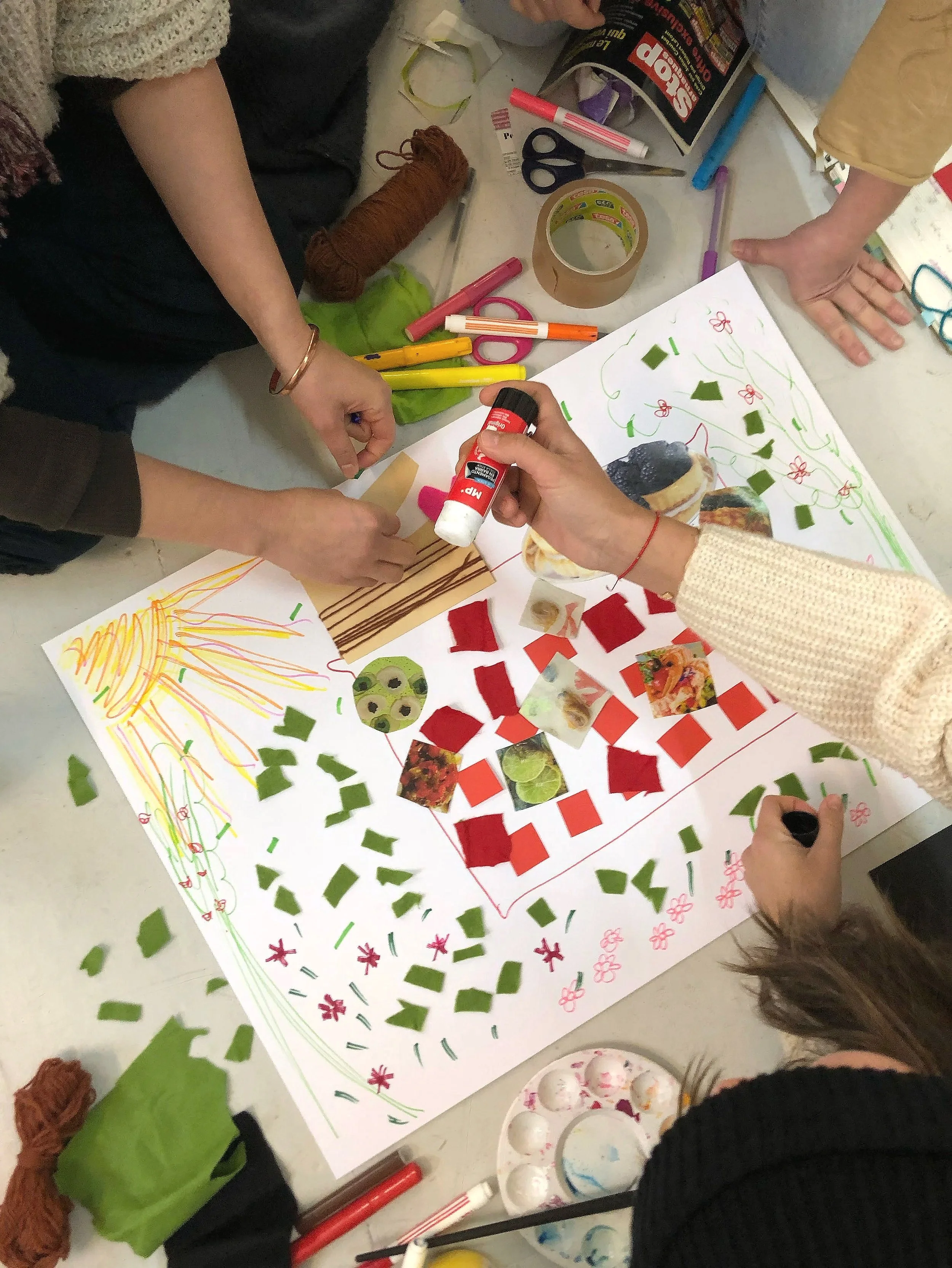 group_art_therapy_workshop