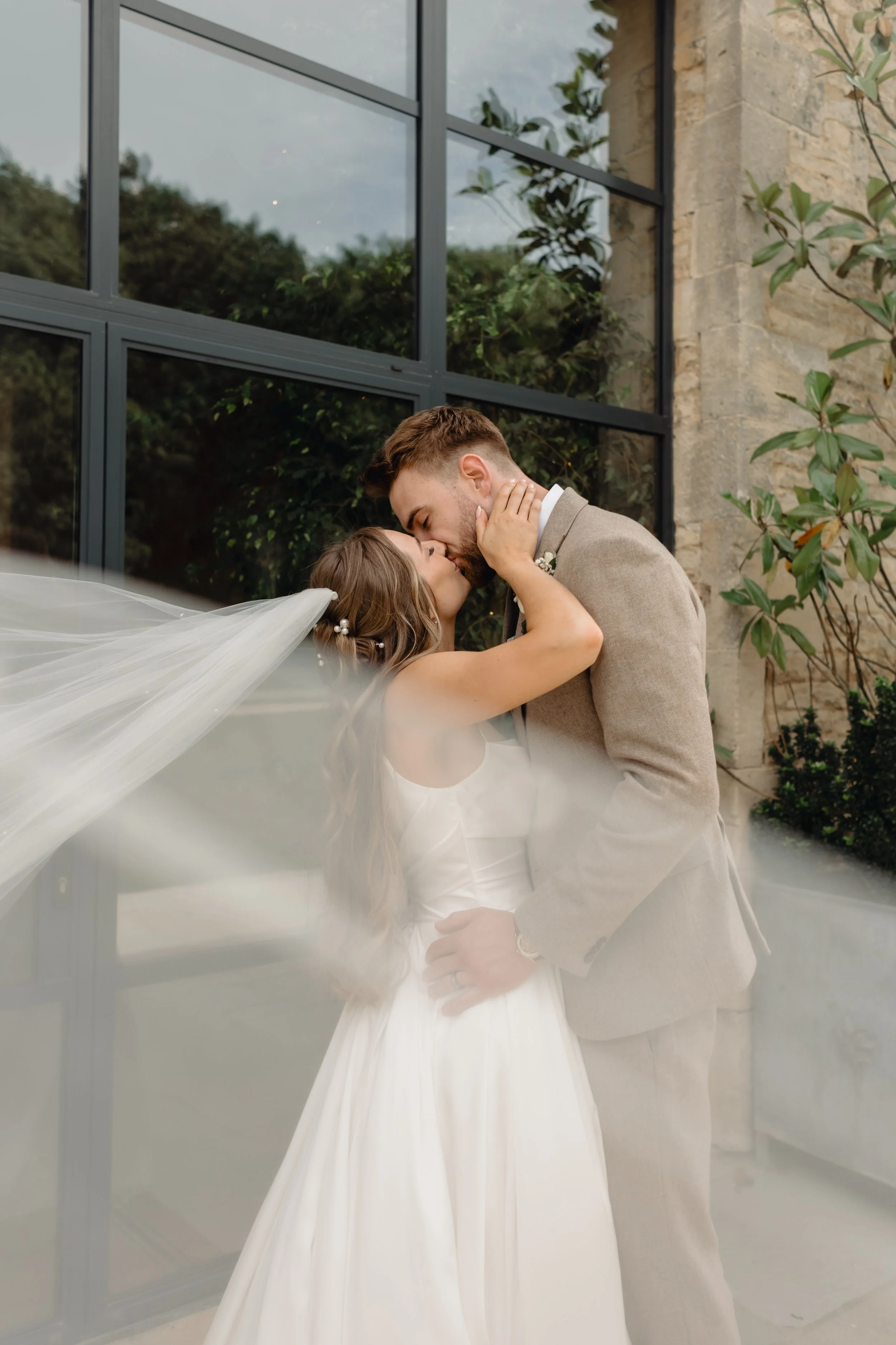 Hayley and Ryan Preview (9 of 30).jpg