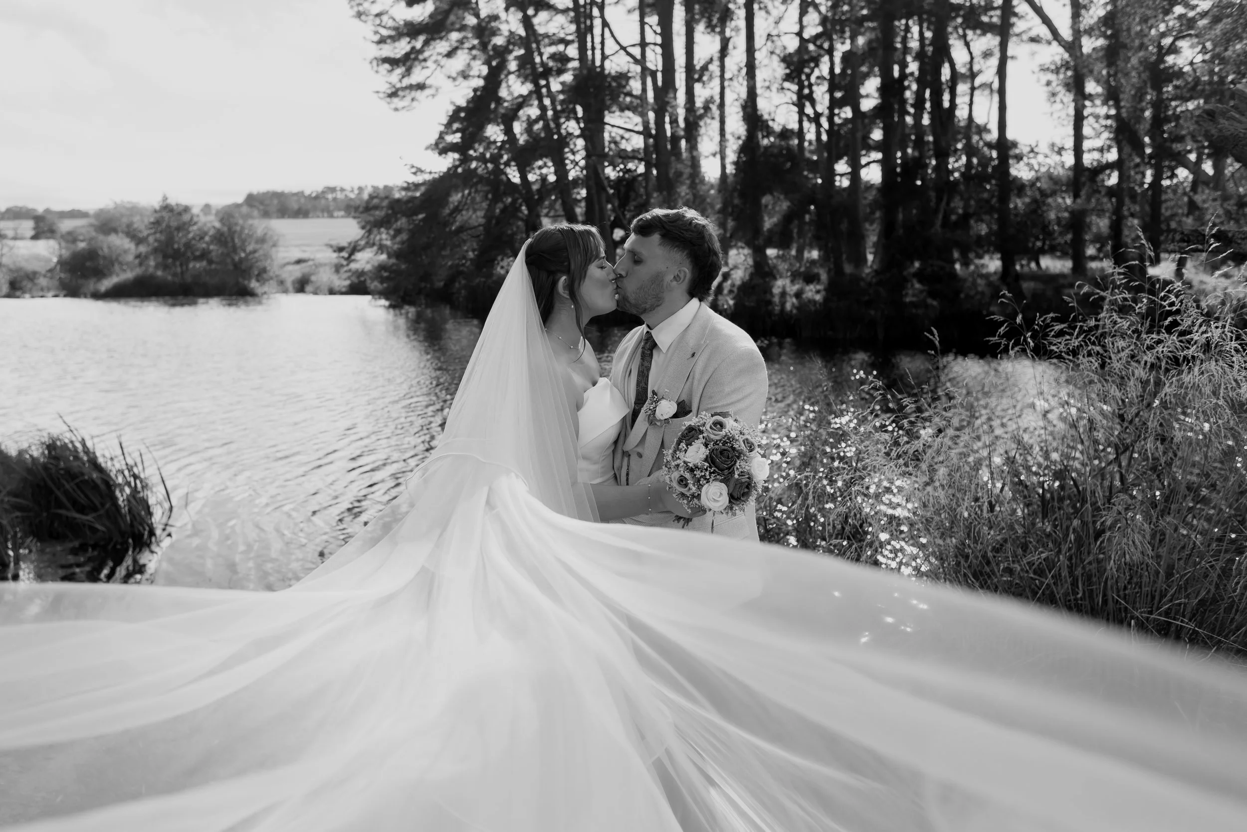 Shannon & Conor Preview (14).jpg