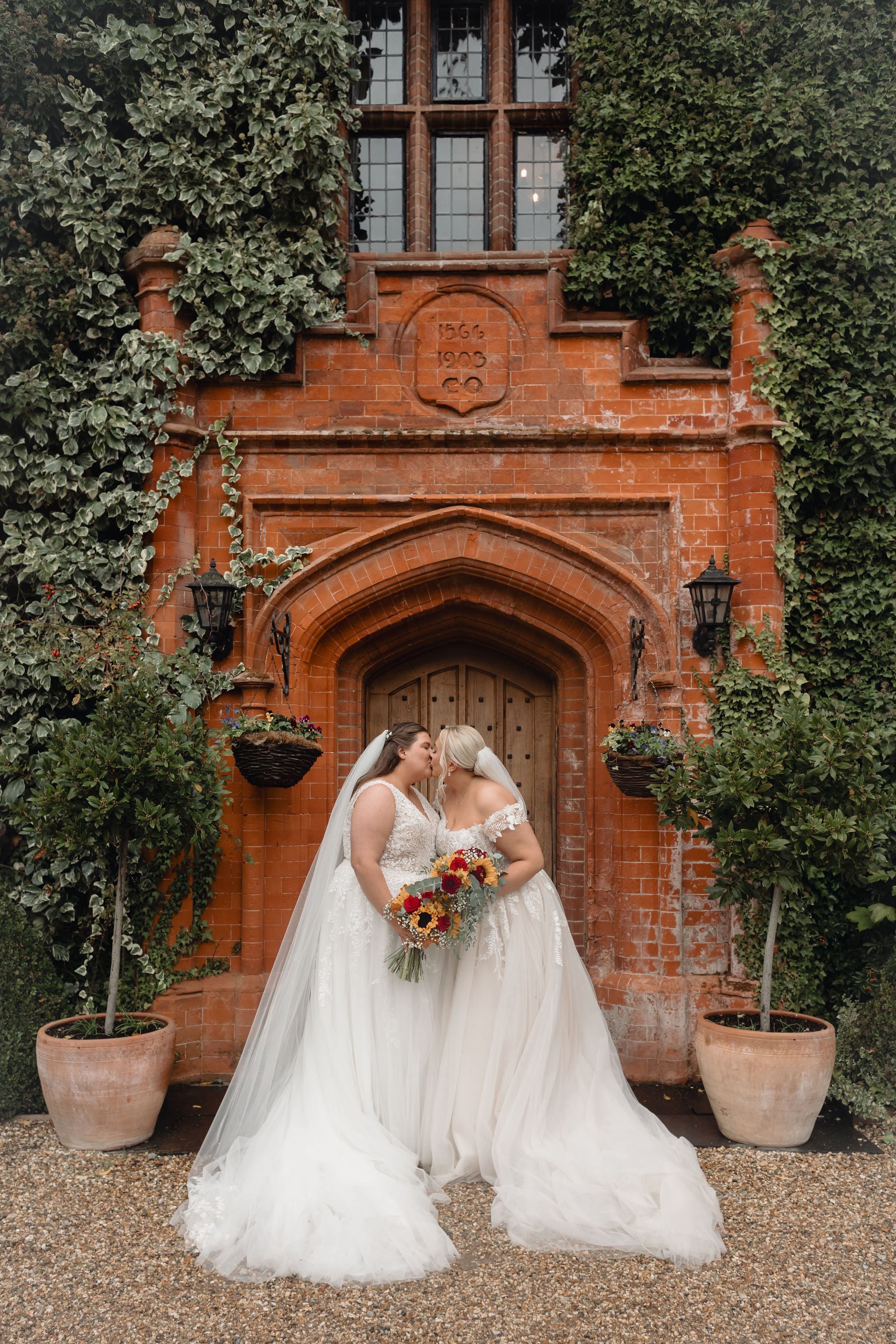 Dionne Fernyhough Wedding Photography (6).jpg