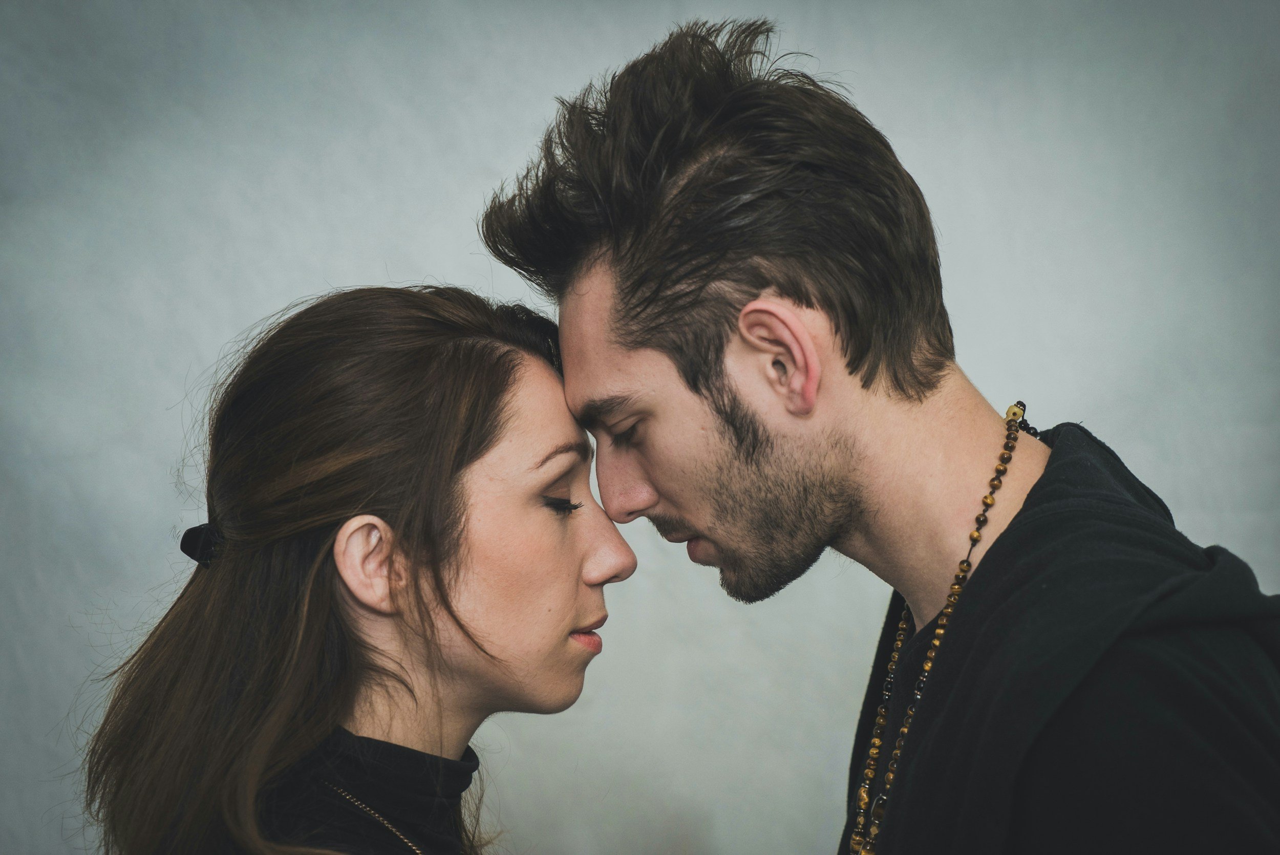 Attachment Styles in Relationships — What They Are and What They Actually Feel Like