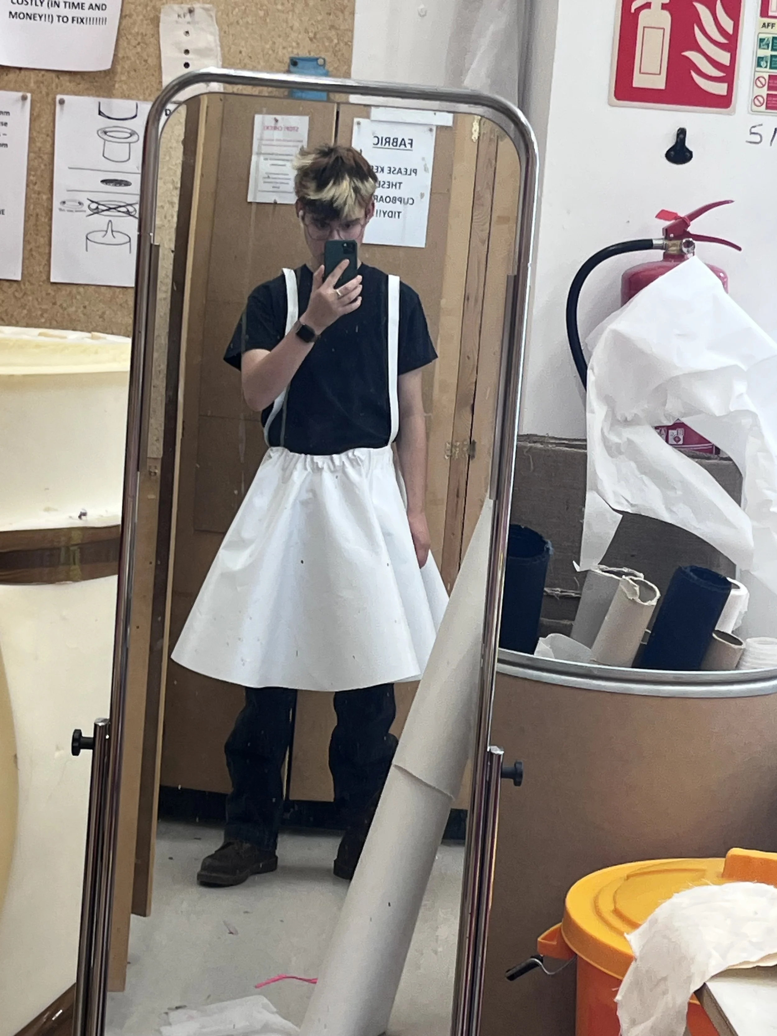 Tailoring a skirt