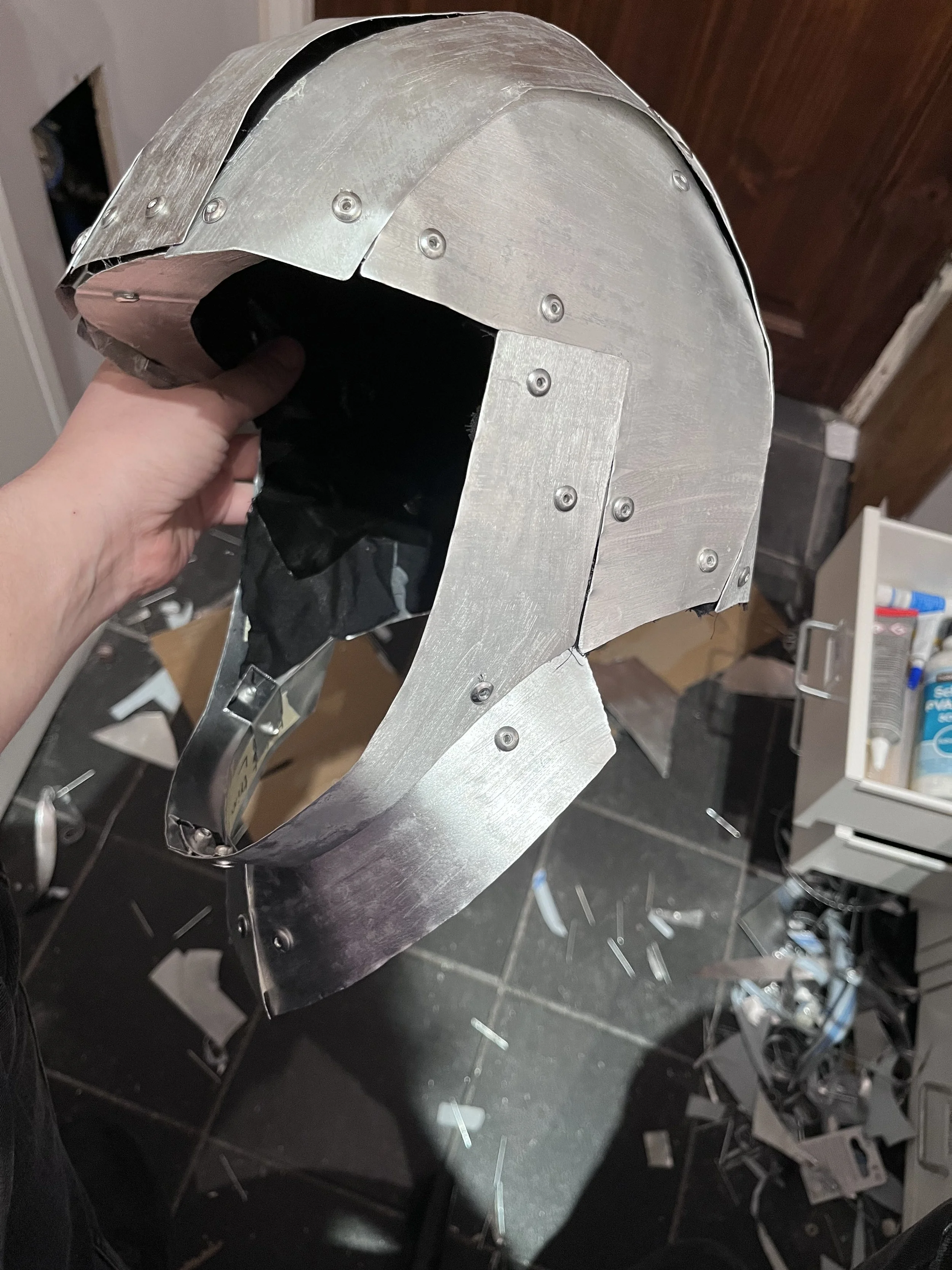Joining the helmet panels