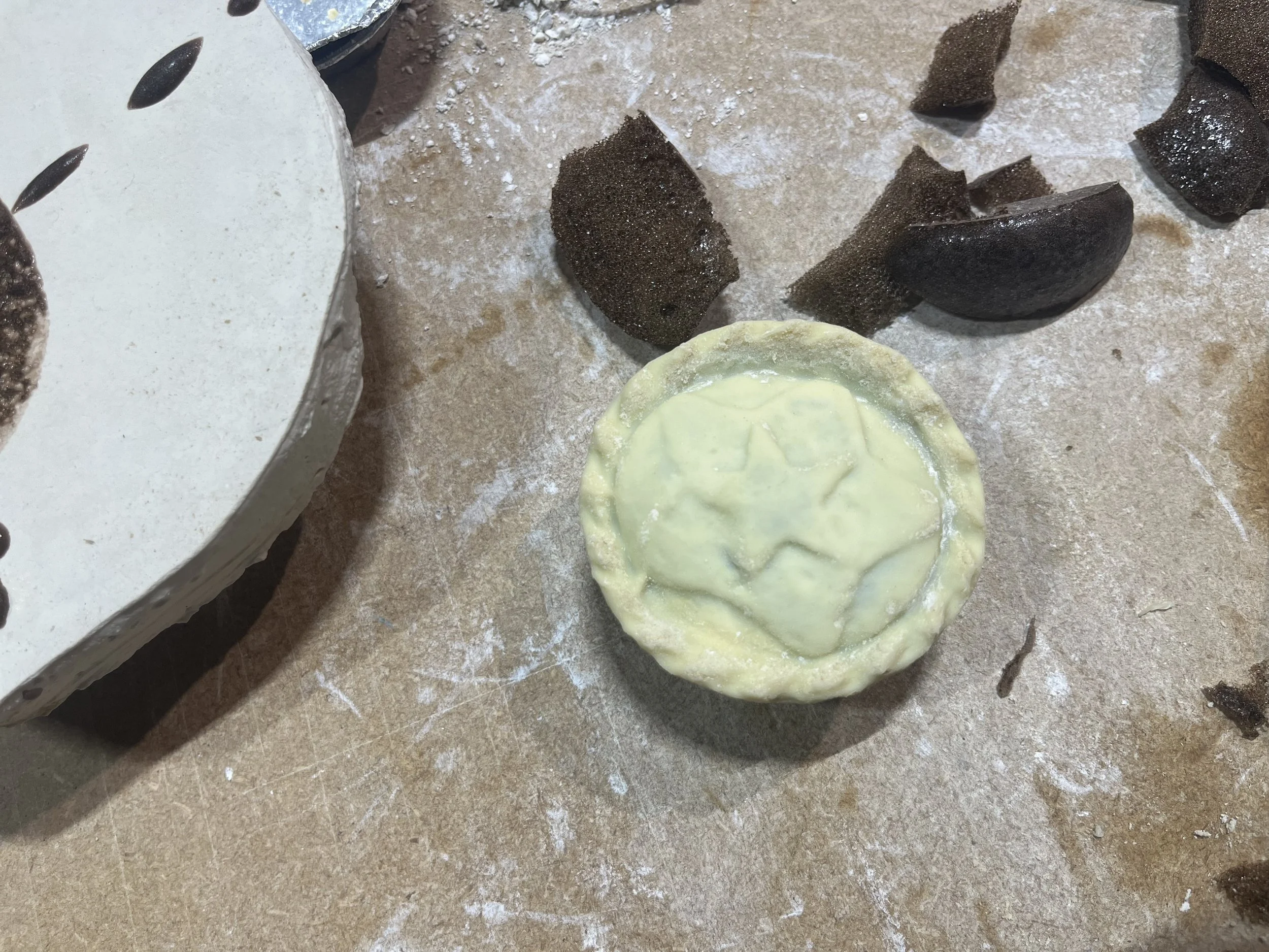Latex cast of mince pie