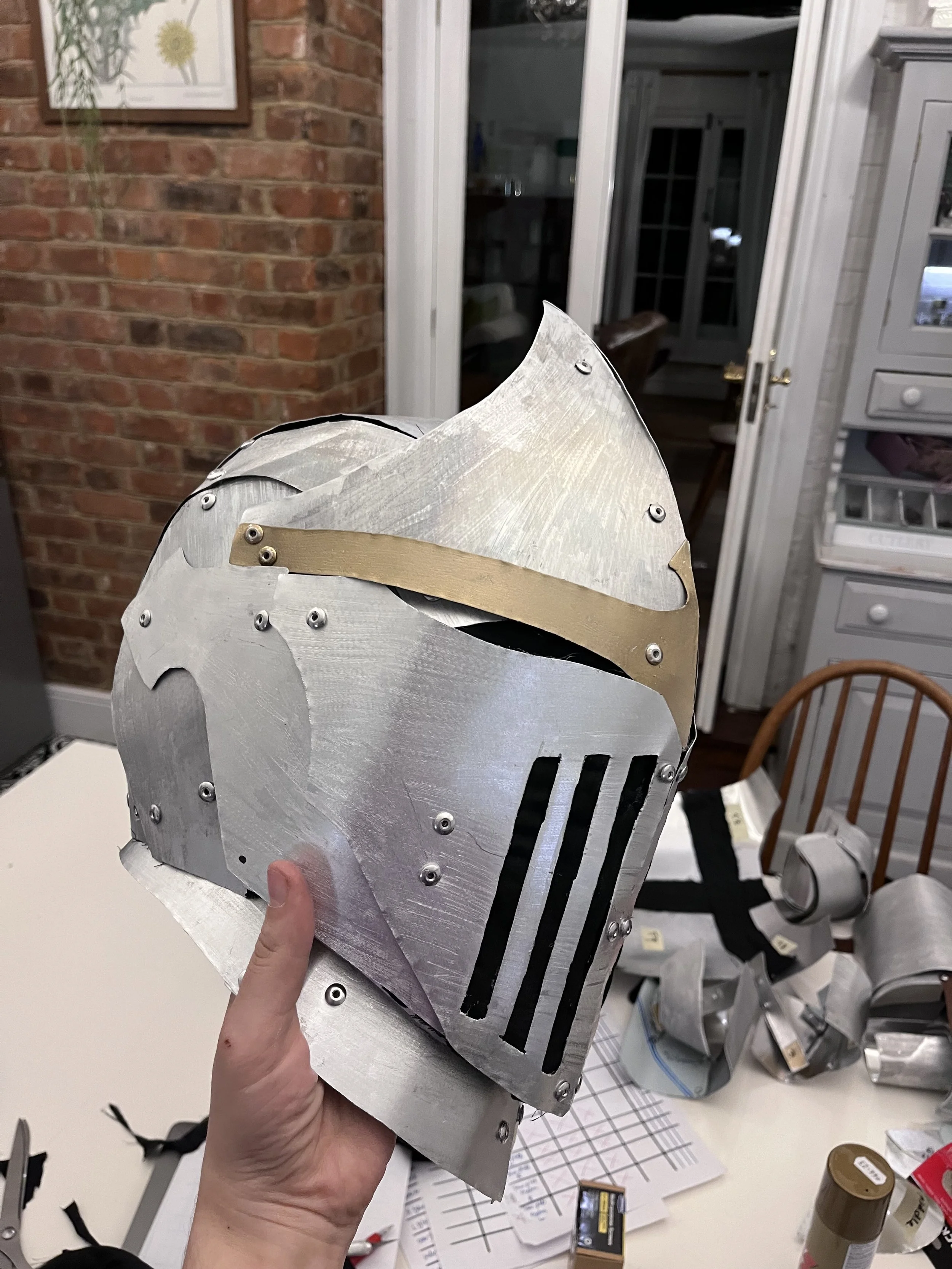 Joining the helmet pannels