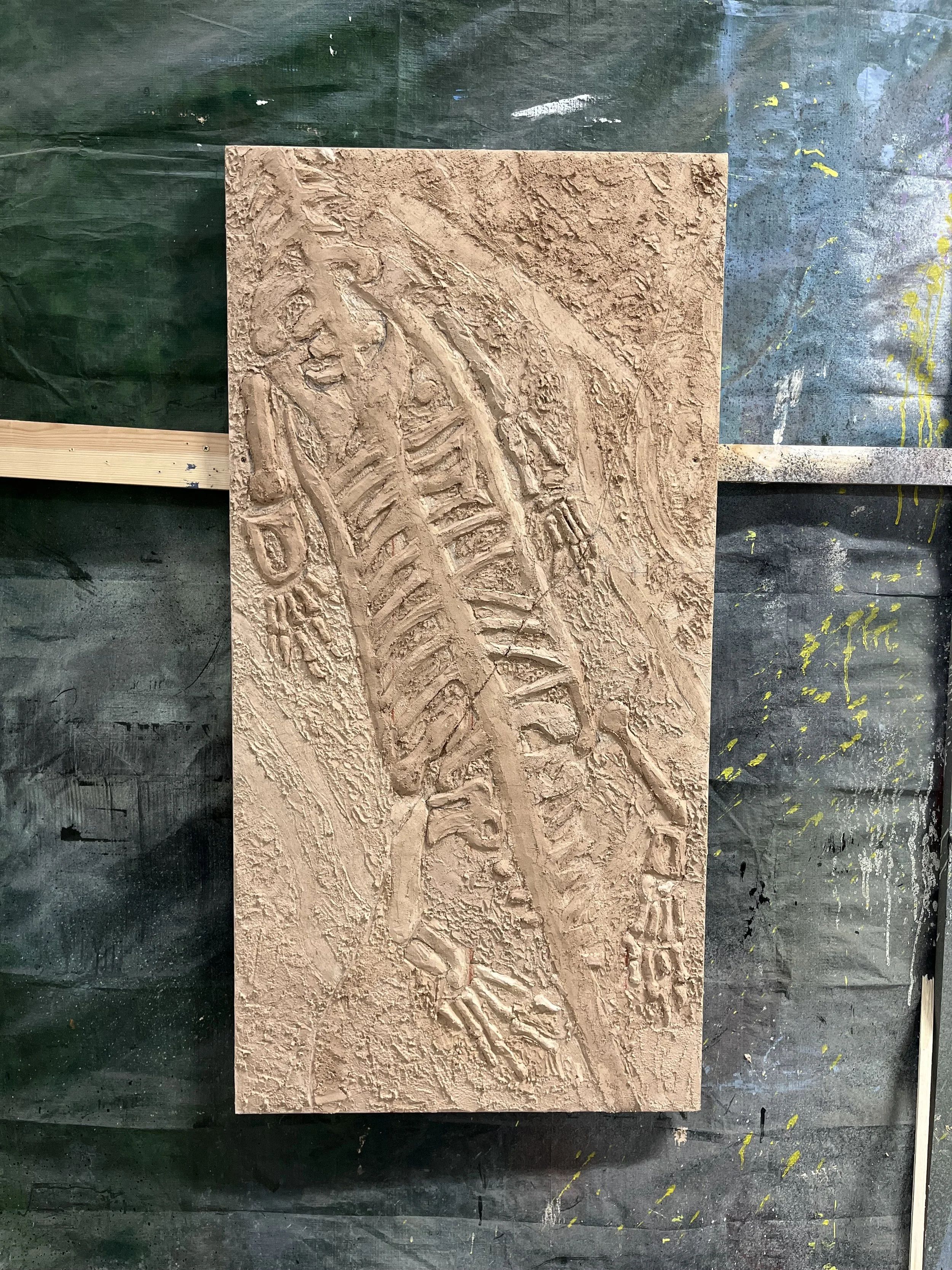 Building up plaster layers