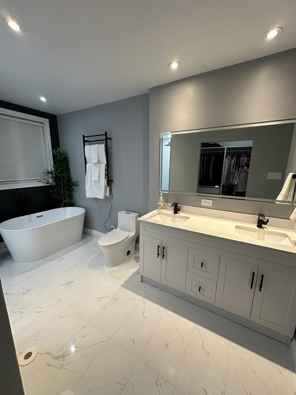 Full Bathroom Renovation – Etobicoke, ON