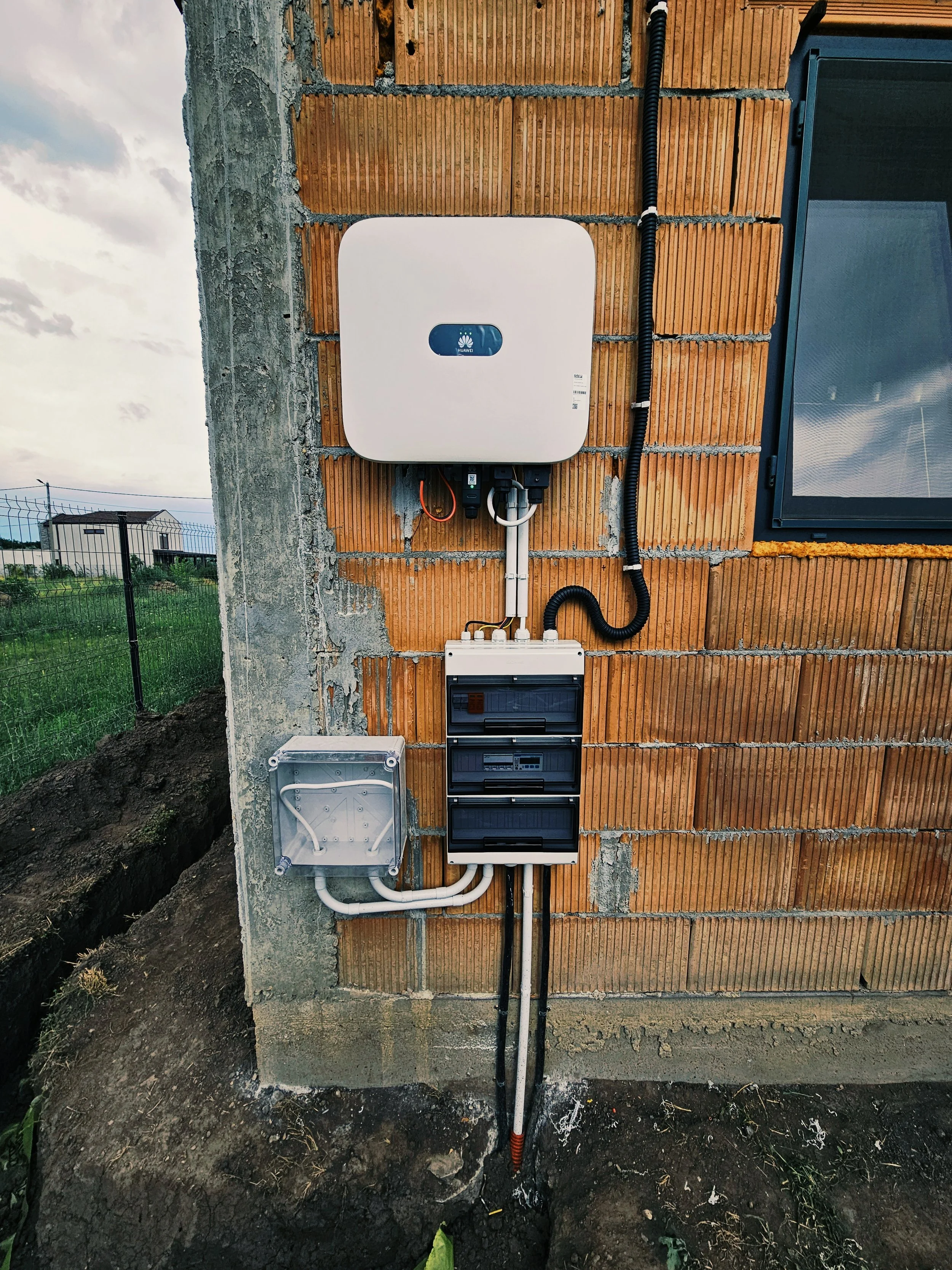 Montaj invertoare electrice