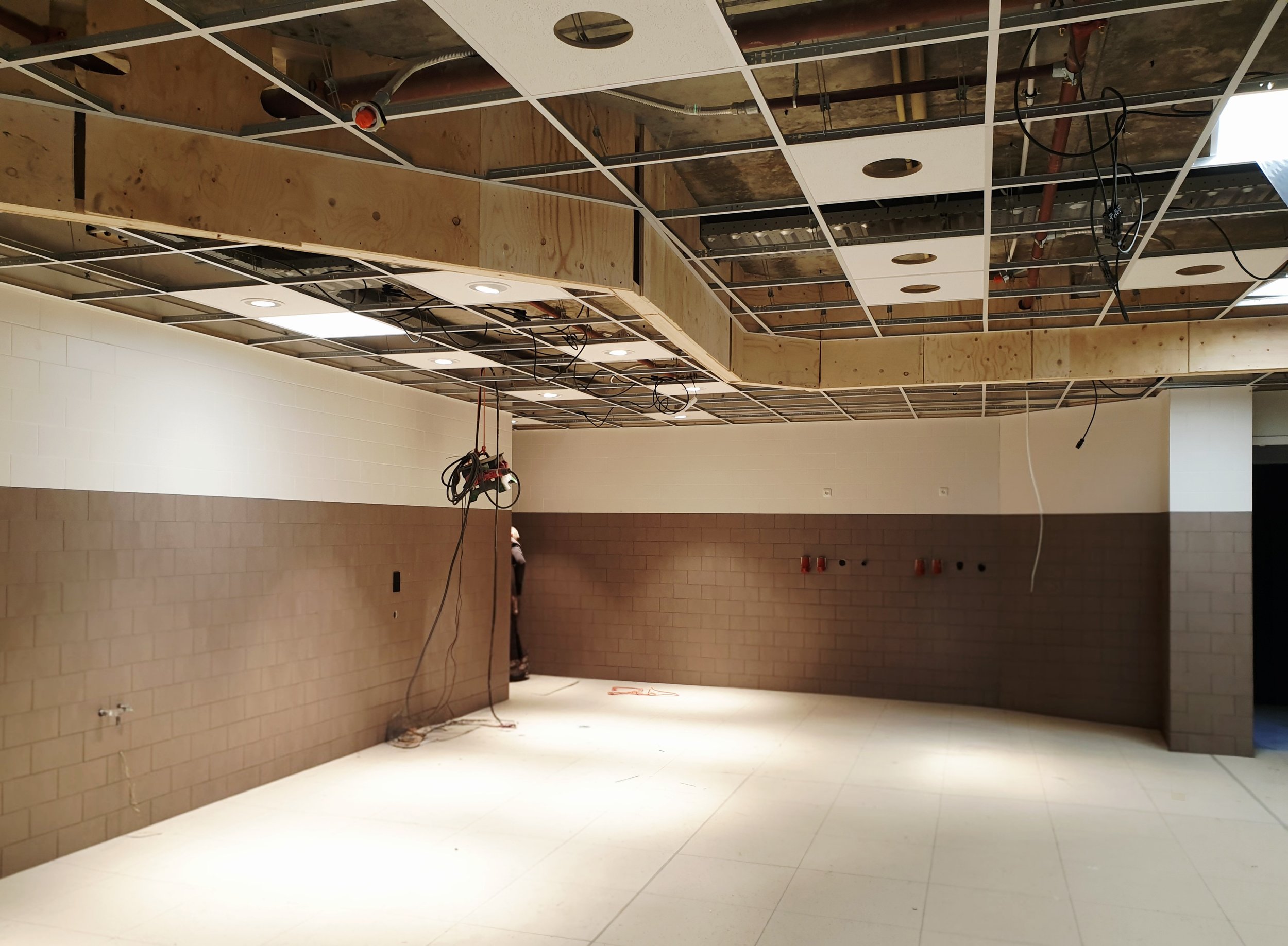 Instalații electrice spații comerciale