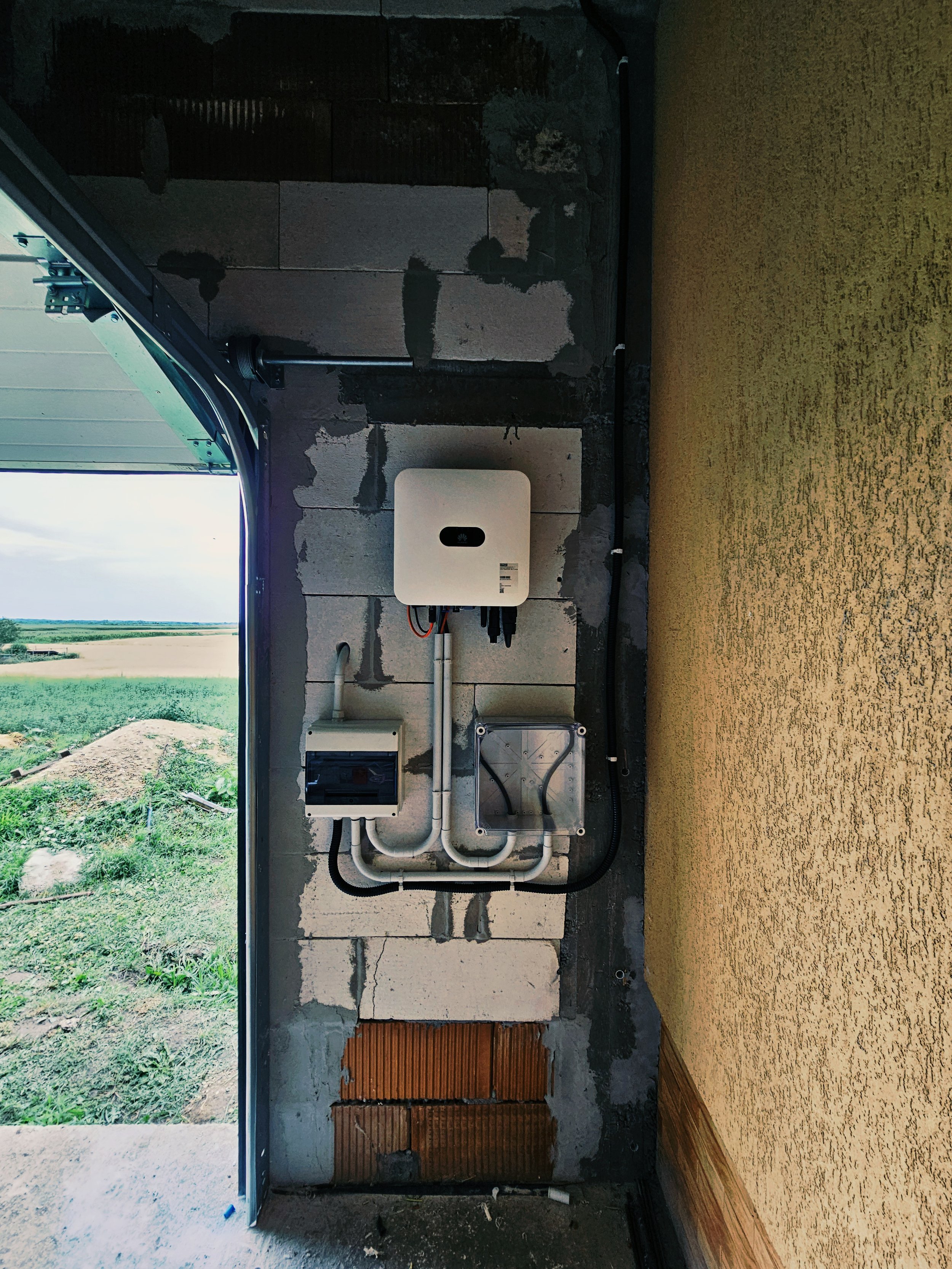 Montaj invertoare electrice