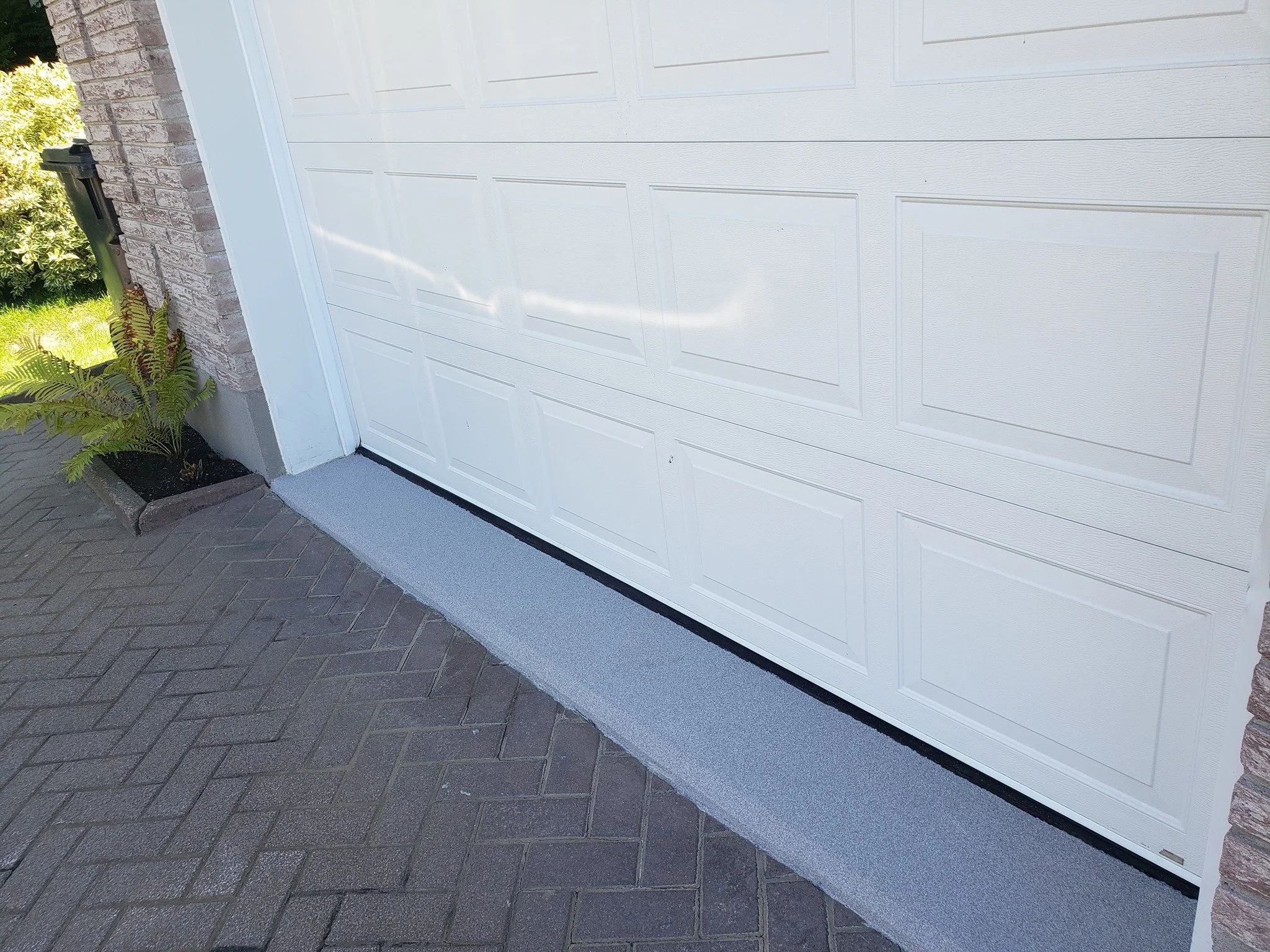 Nozing quartz garage