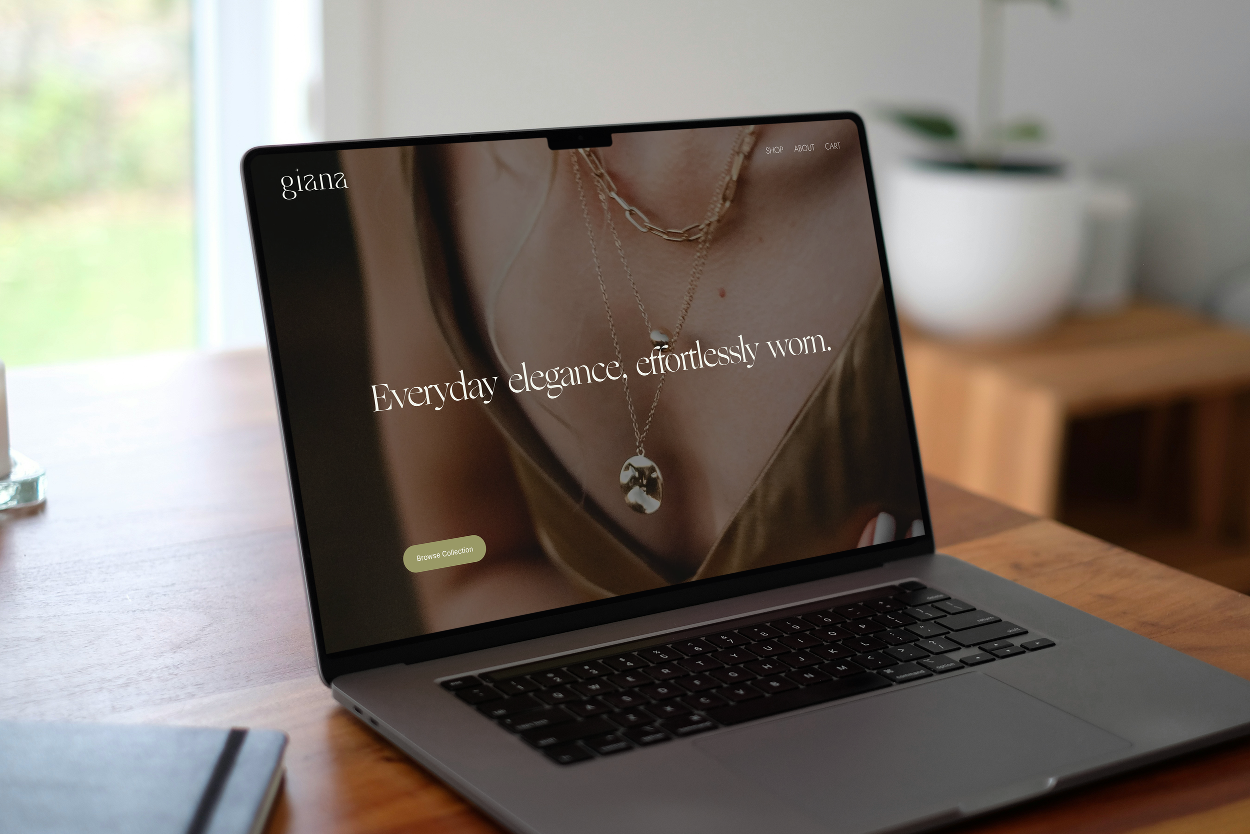 Free MacBook Pro on Wooden Desk Mockup.png