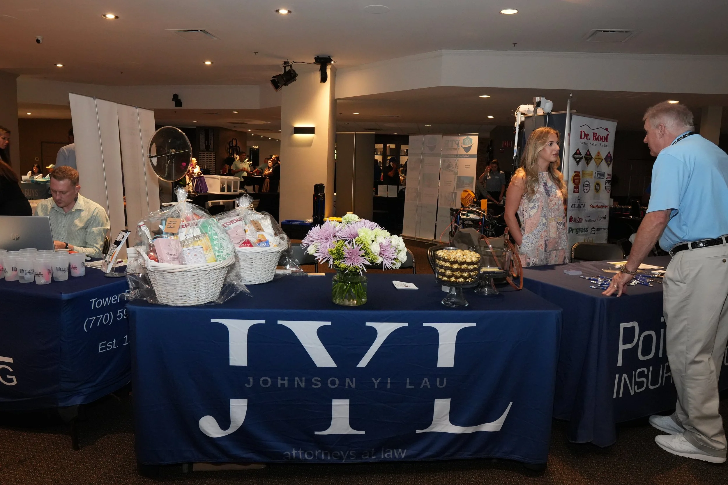 Johnson Yi Lau vendor booth set-up