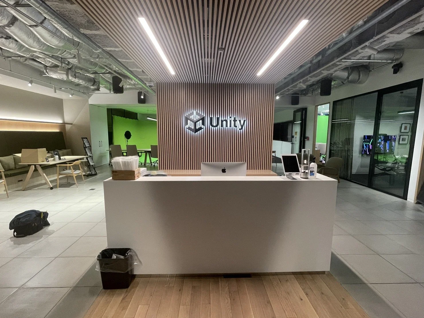 Custom Illuminated Signage - Unity