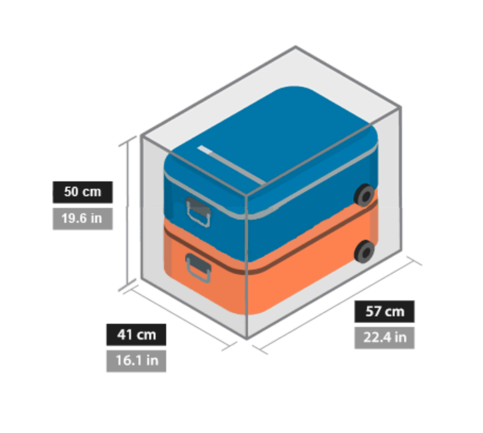Suitcases fitting inside luggage storage locker in Valencia.