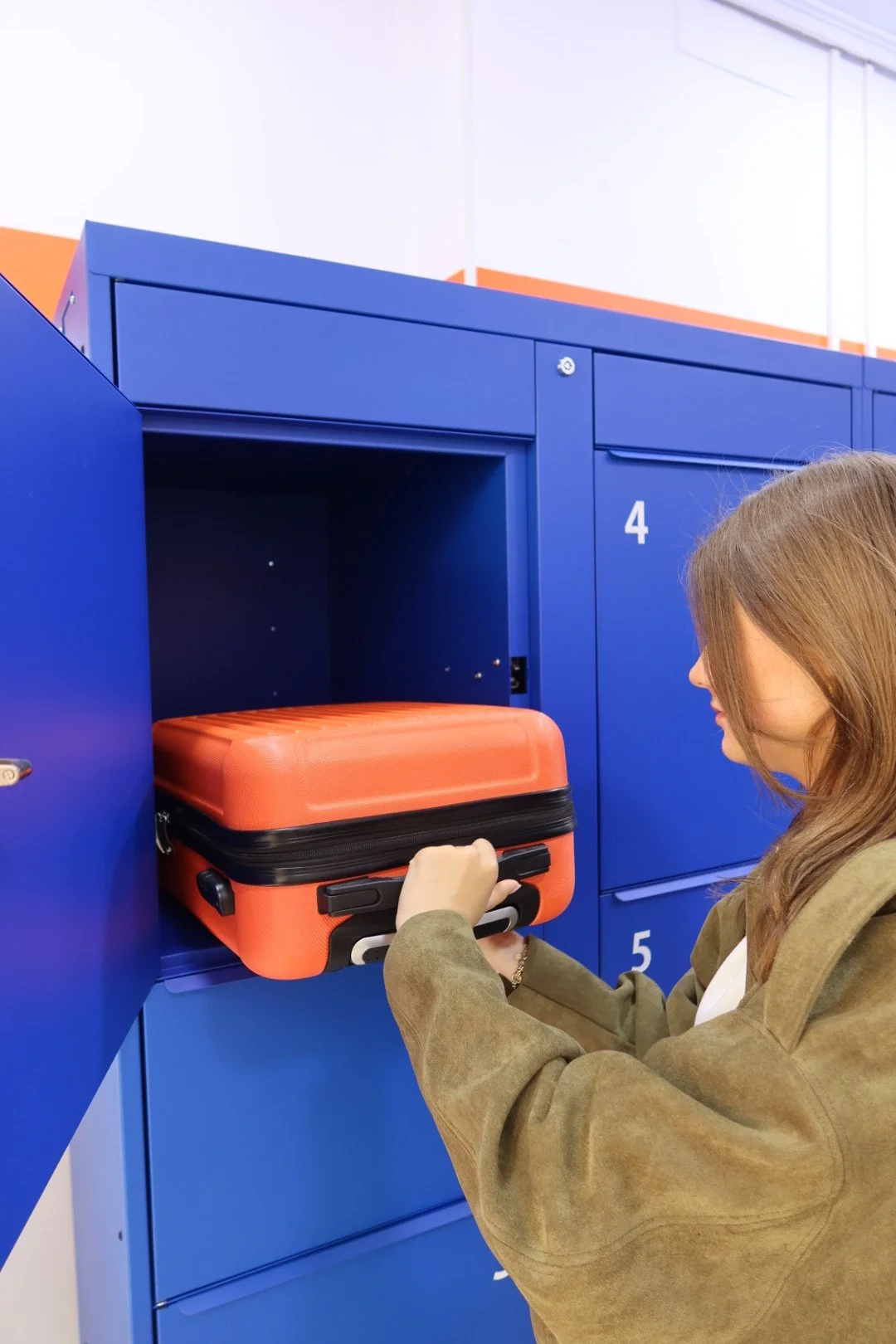 luggage storage before check-in and after check-out