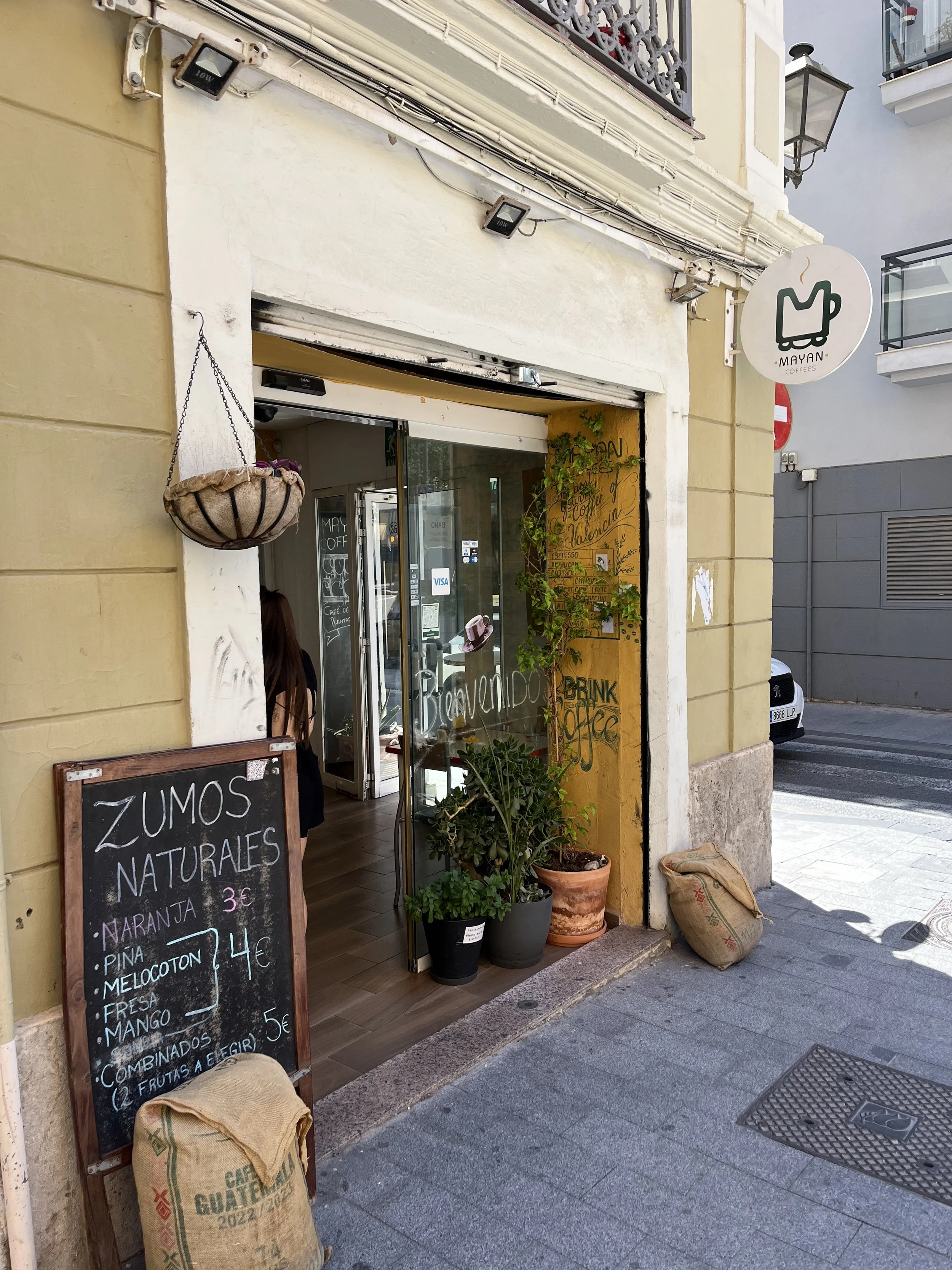 Coffee spot Valencia, Mayan Coffee