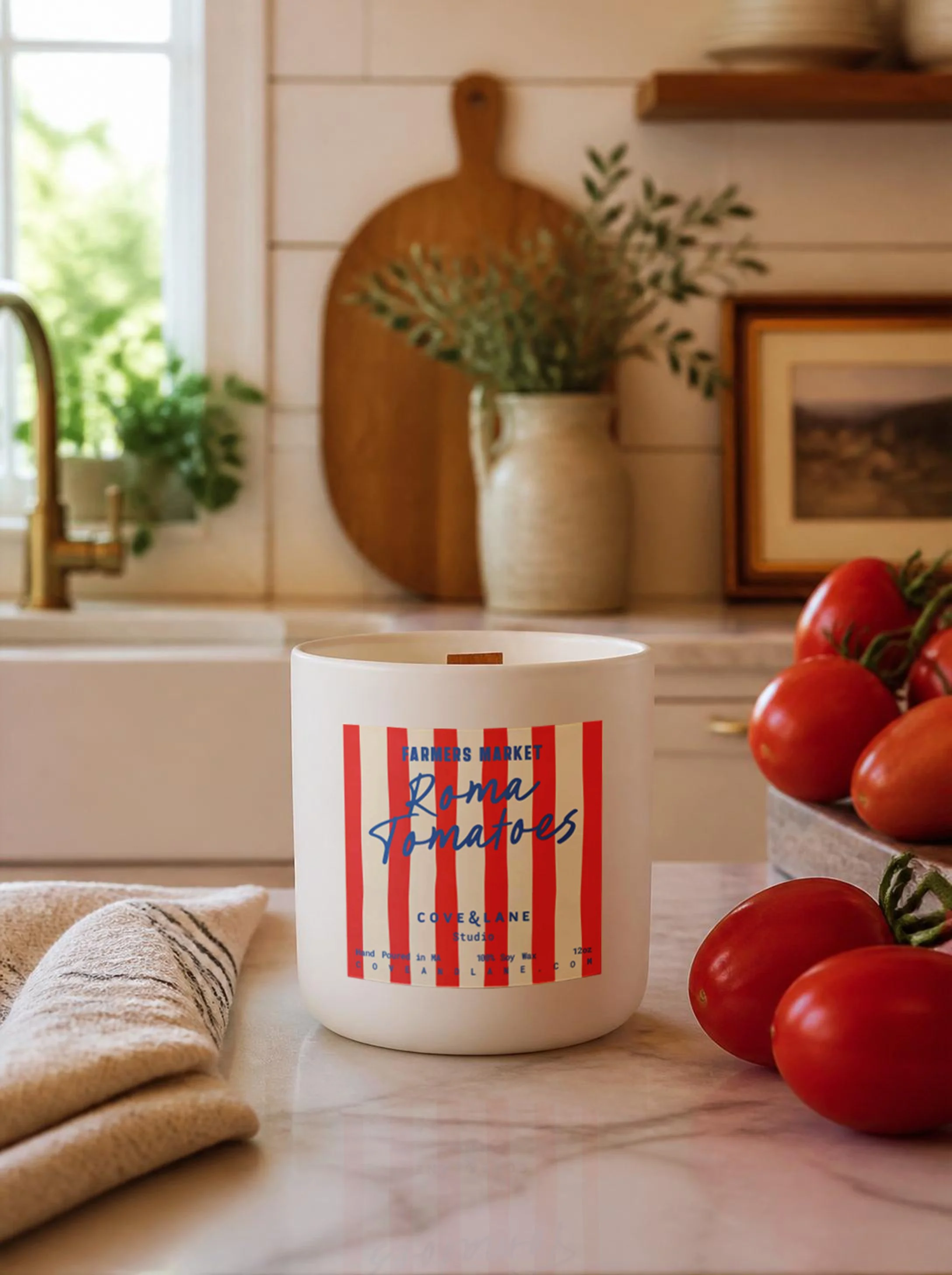 CoveAndLaneStudio_12oz_Candle_RomaTomatoes_F1_2@2x.jpg