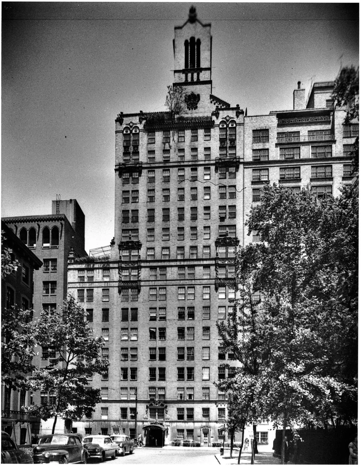 Exterior-photo-NYPL.jpg
