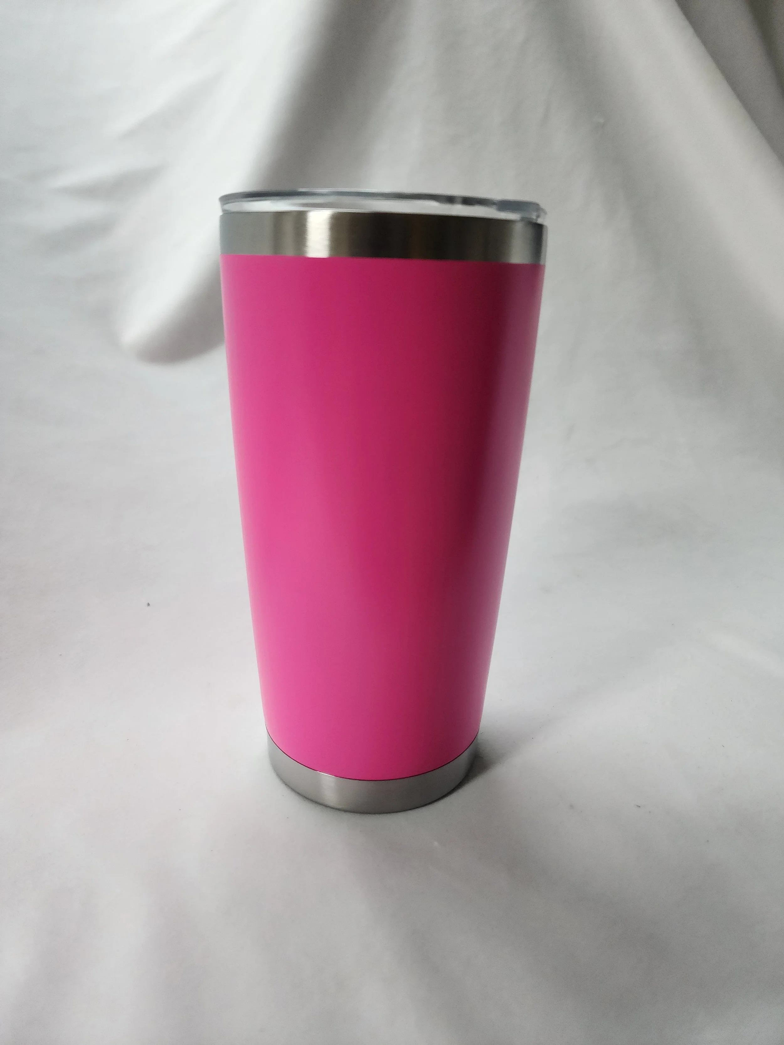 600ml Tumblers with lids Various Colours