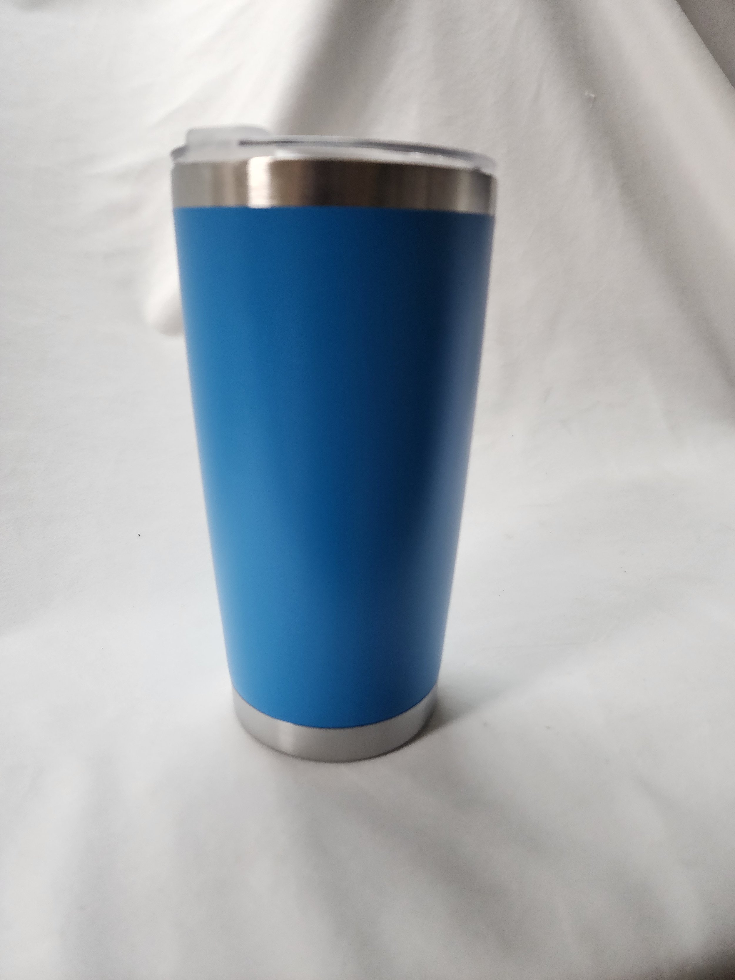 600ml Tumblers with lids Various Colours