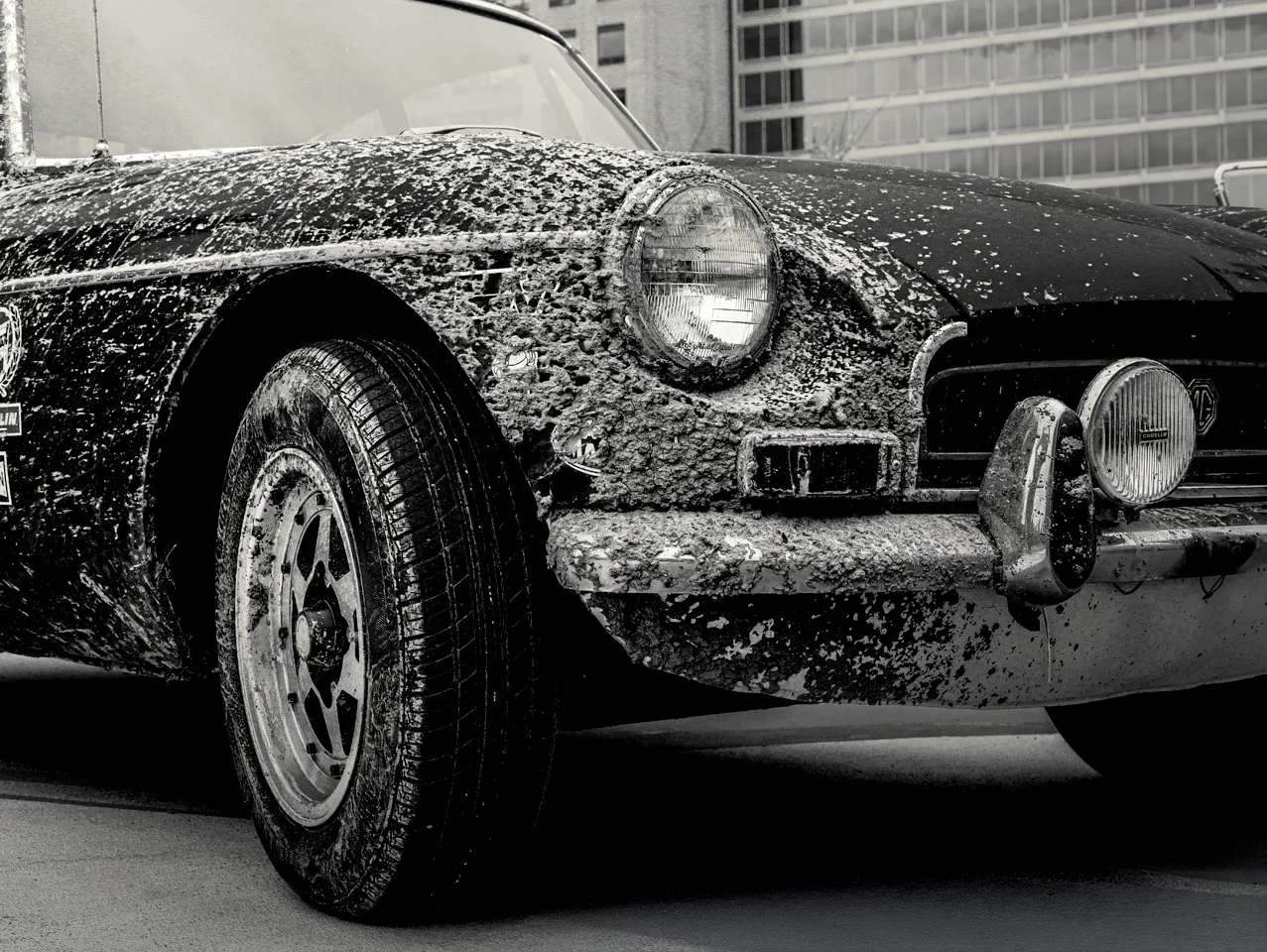 bw-vintage-rally-car-mud-dirt-hood-detail.jpg