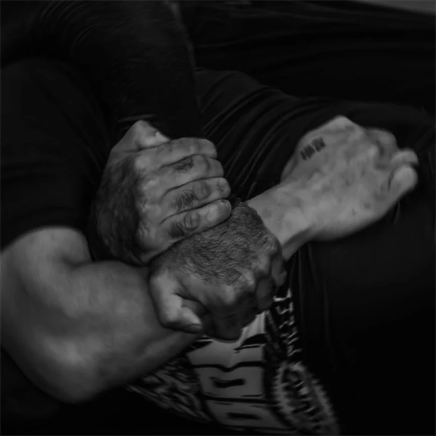 jiu-jitsu-arm-lock-grip-kasa-toronto.jpg