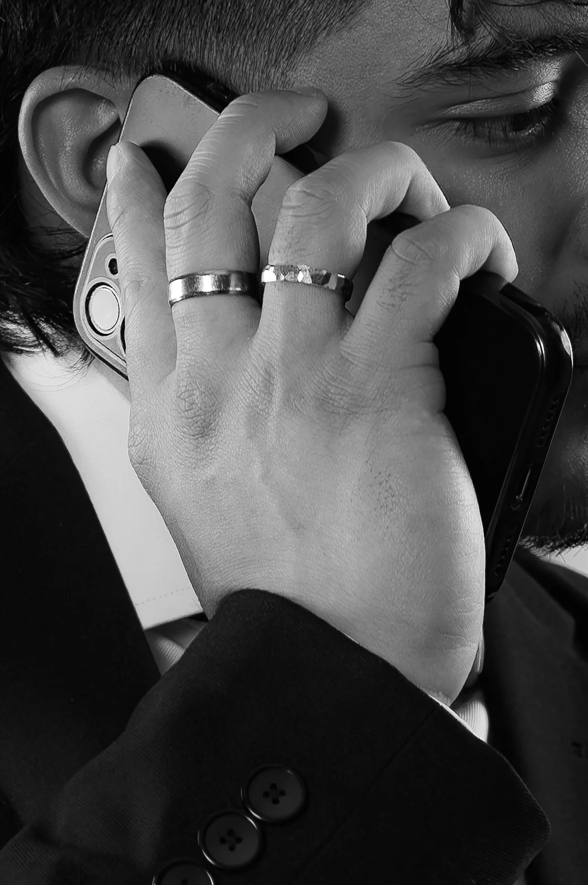 businessman-answering-phone-editorial-toronto.jpg