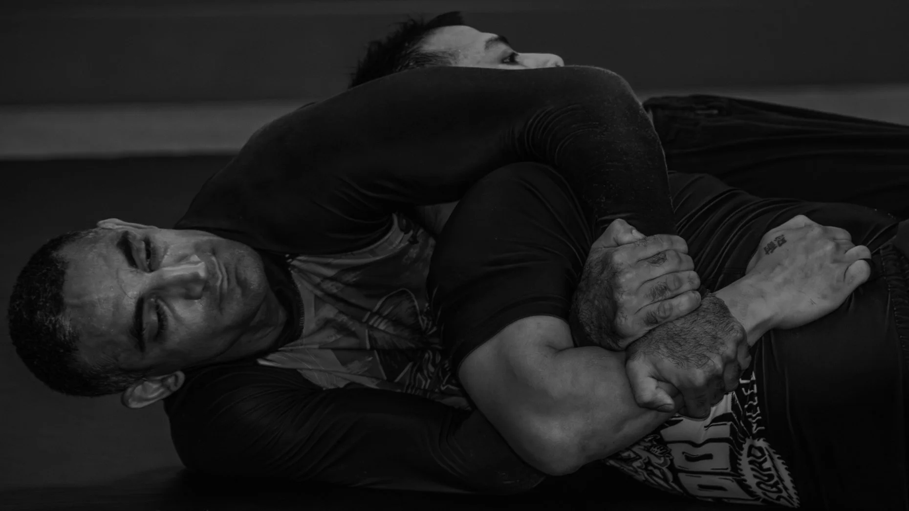 jiu-jitsu-grappling-kasa-toronto-black-white.jpg