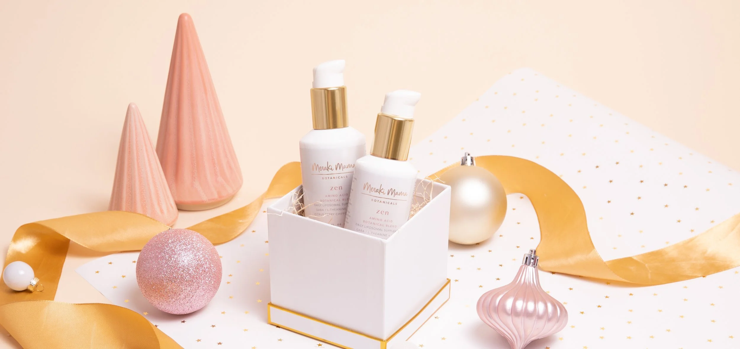 Multiple stickers of roaring tiger faces with open mouths, some with orange and black stripes, others with white and black stripes, on a dark blue background.