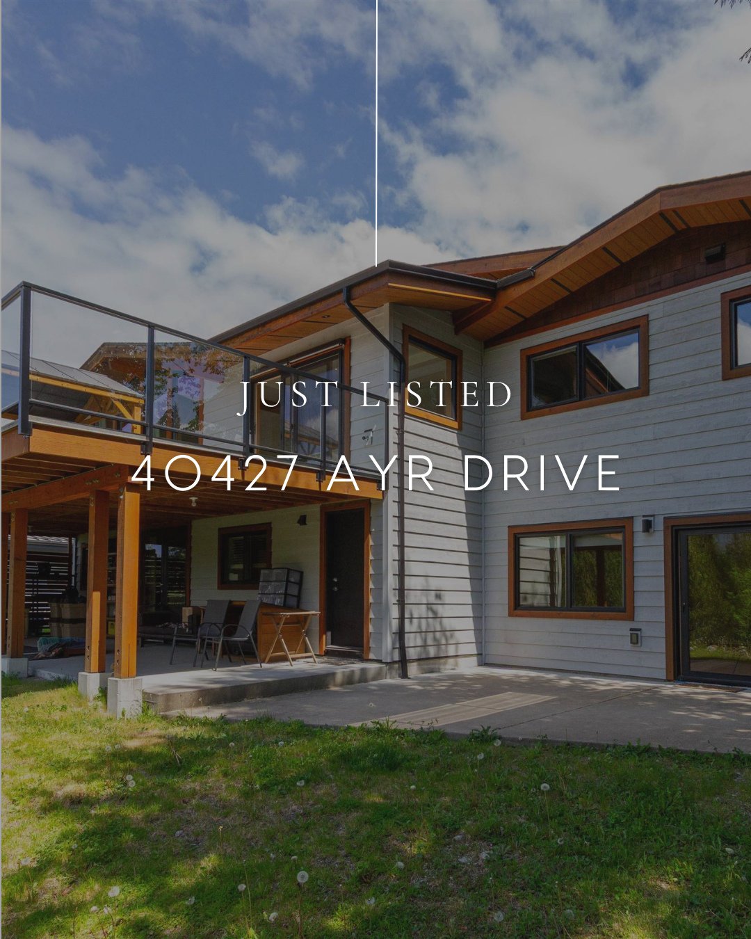 Move-in Ready Squamish Home with Mountain Views 🏡⁠
⁠
Located on the desirable Ayr Bench, this completely renovated home offers stunning views of the Tantalus Range on a private 24,132 sq. ft. lot. The main level features 2 bedrooms and 2 bathrooms, 