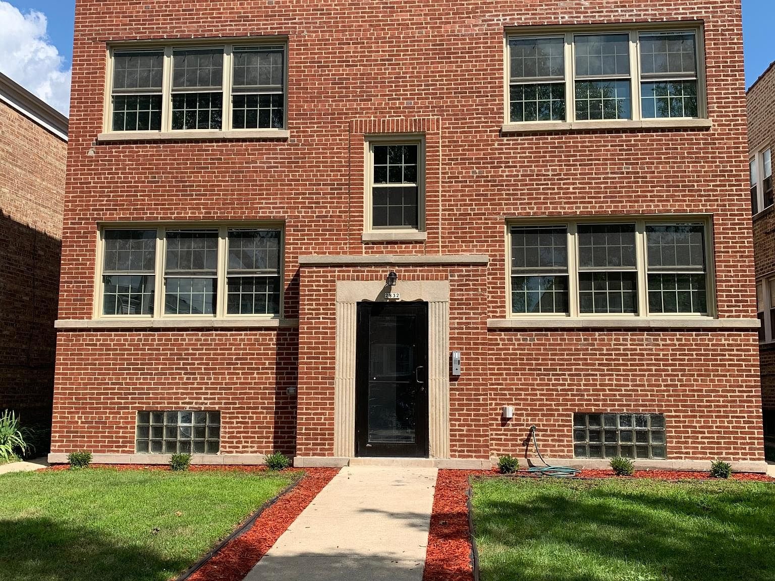 Lincoln Square — Chicago
Multifamily Residential
Stabilized Income Asset