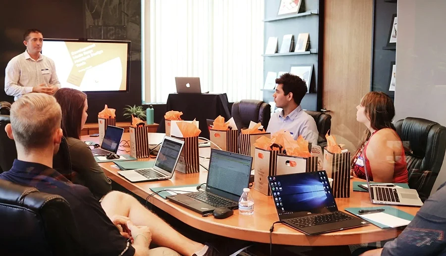 Make Business Meetings Easy with a ShoreTel Business VoIP Solution