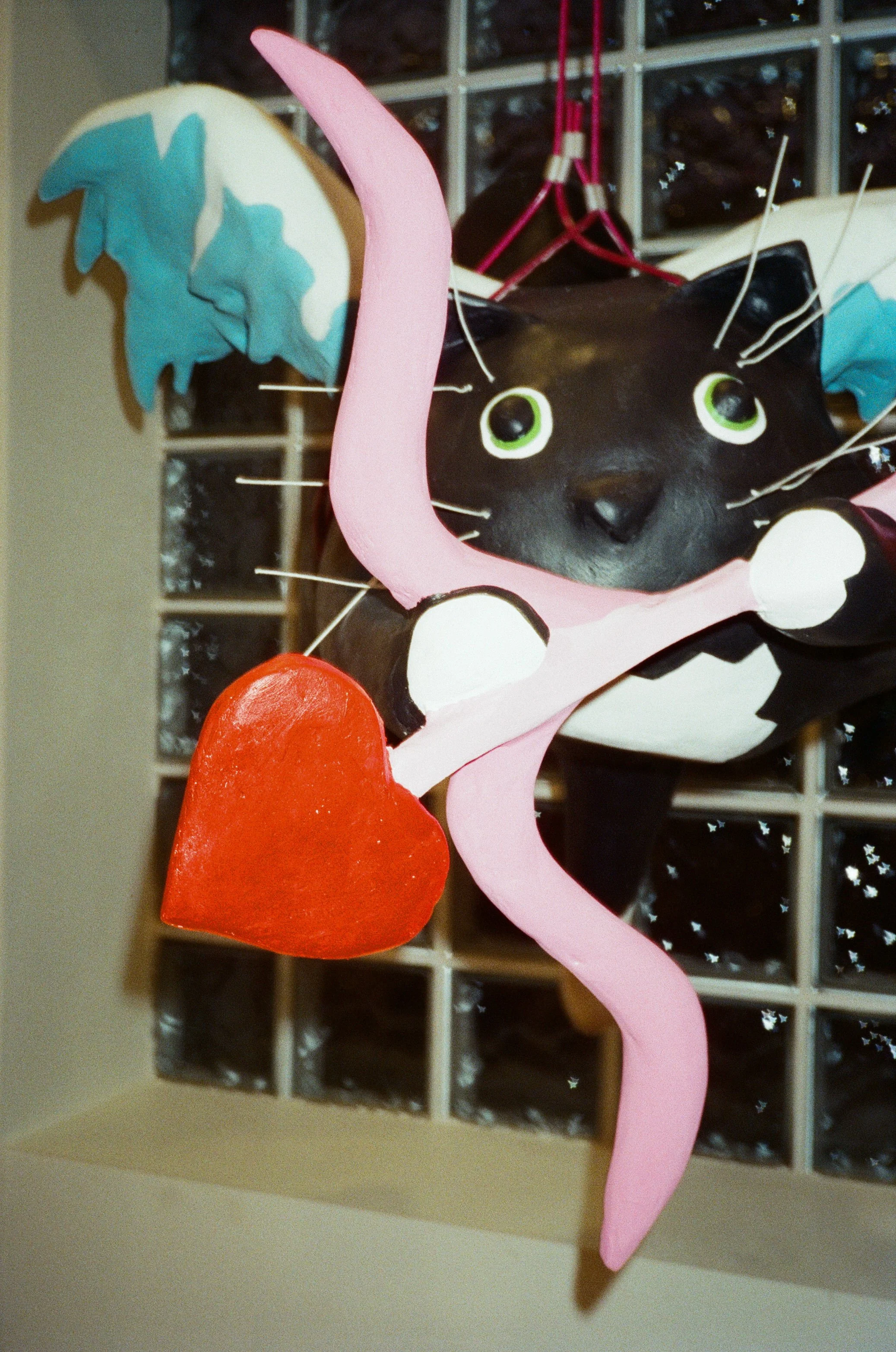4-TunnelofLovebyJasmineTafoyaPhoto.jpg