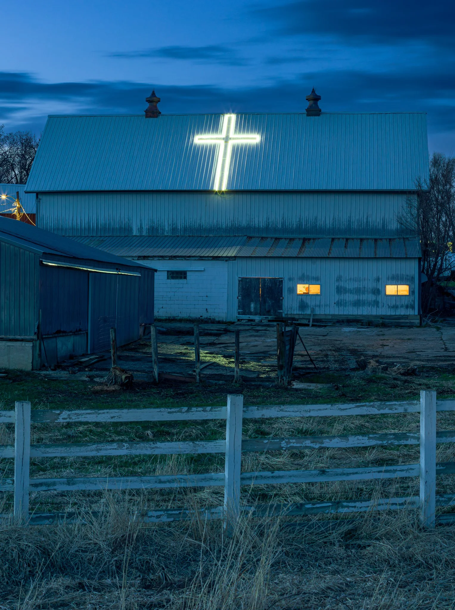 Cole-Larson-BlueHour-Blue-Landscape-minnesota-waconia-liminal-denteditions-dent-contemporary-photography (6).jpg