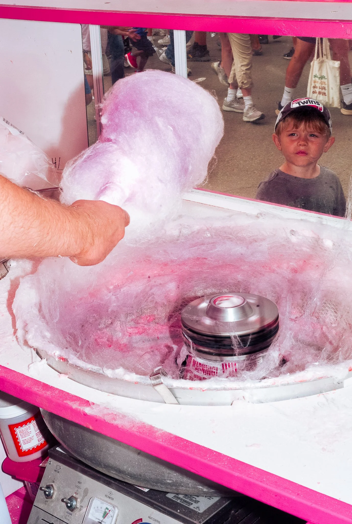 Cole-Larson-Dakotaknight-Betweentwofences-denteditions-dent-contemporary-photography (14).jpg