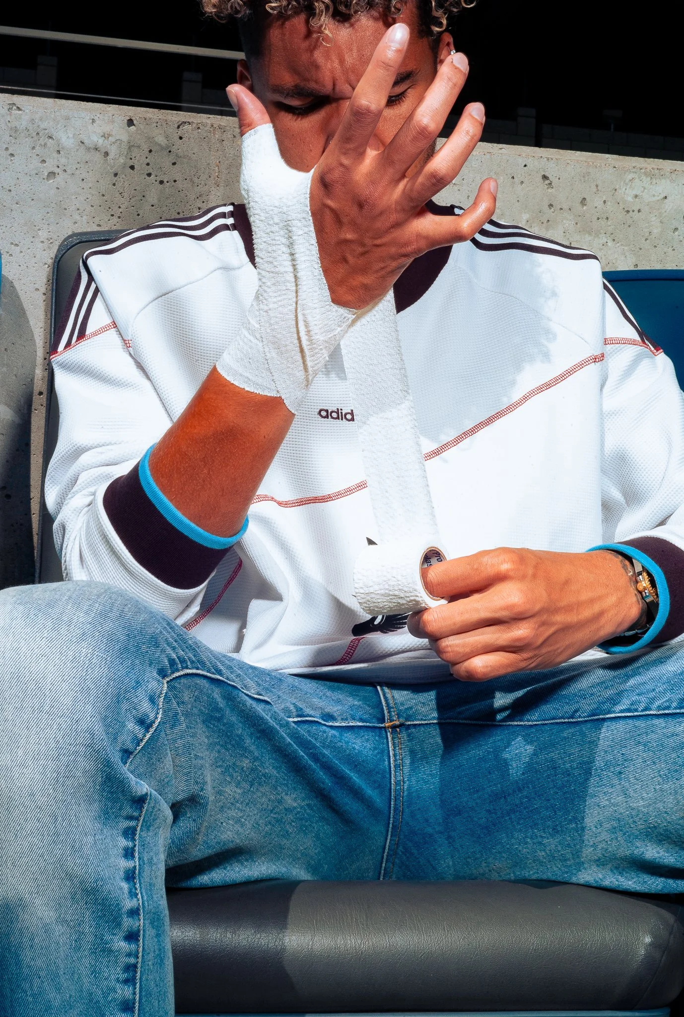 Cole-Larson-Adidas-MUFC-familiaskateshop-skateboard (12).jpg